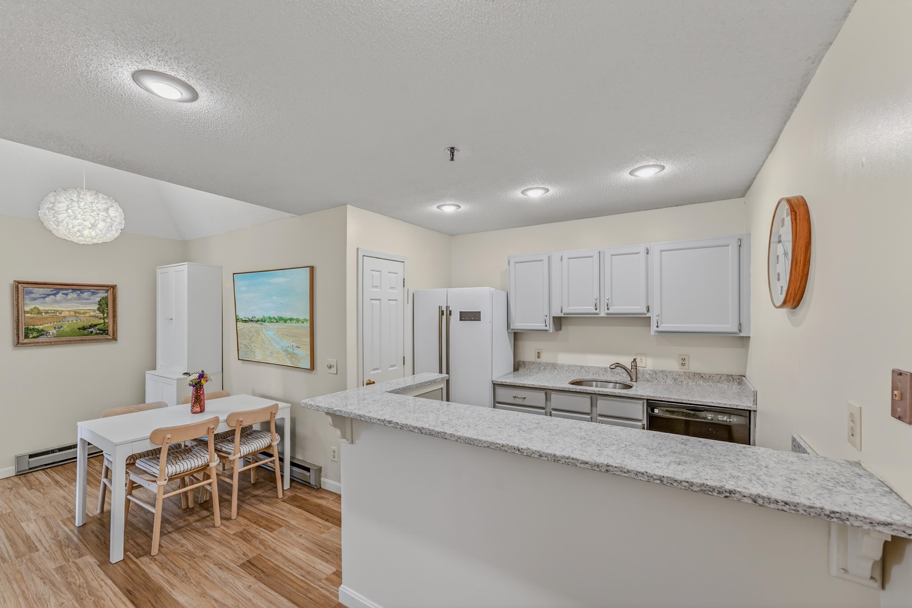 28 Academy St #12, Franconia, NH 03580