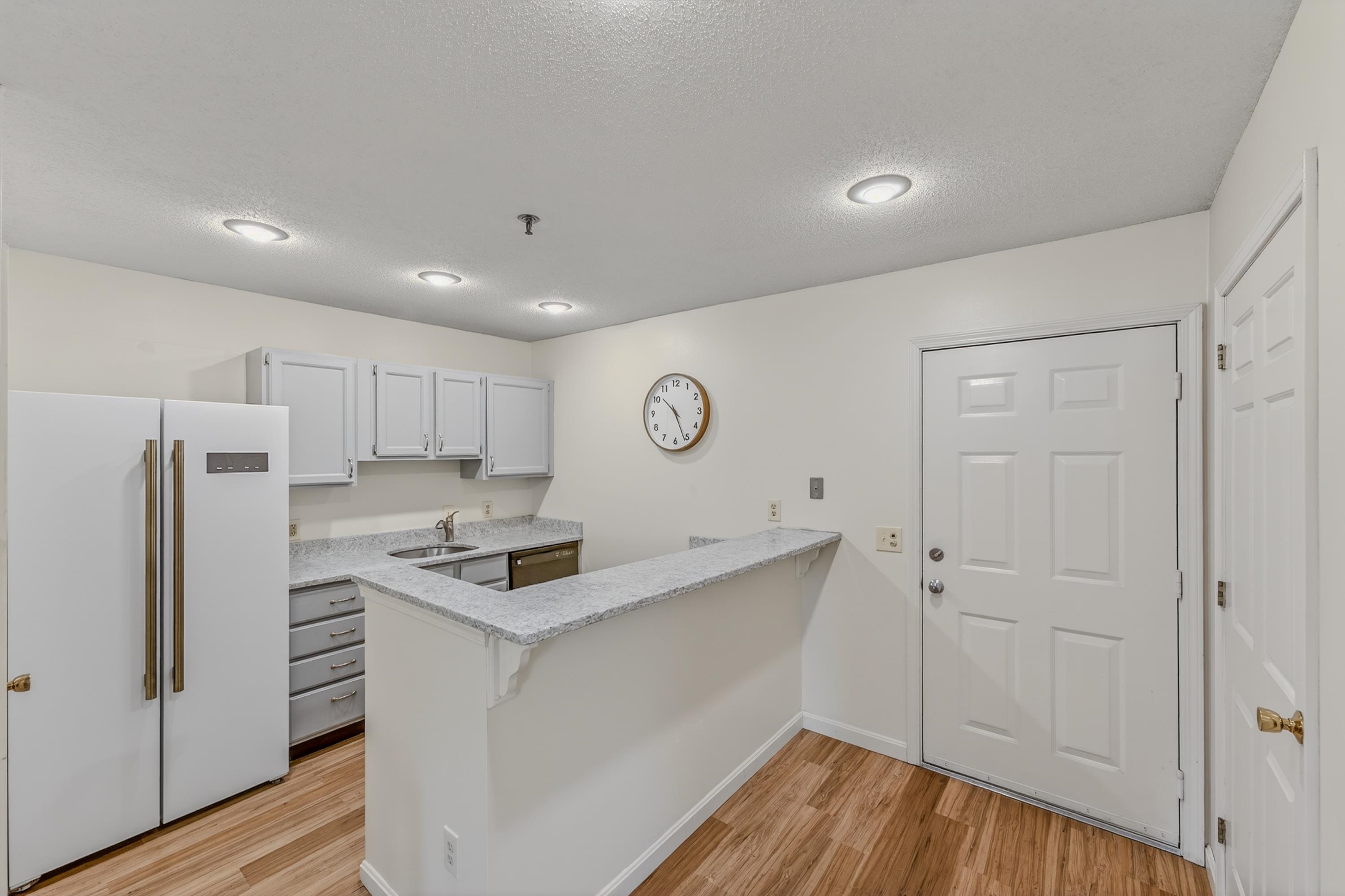28 Academy St #12, Franconia, NH 03580