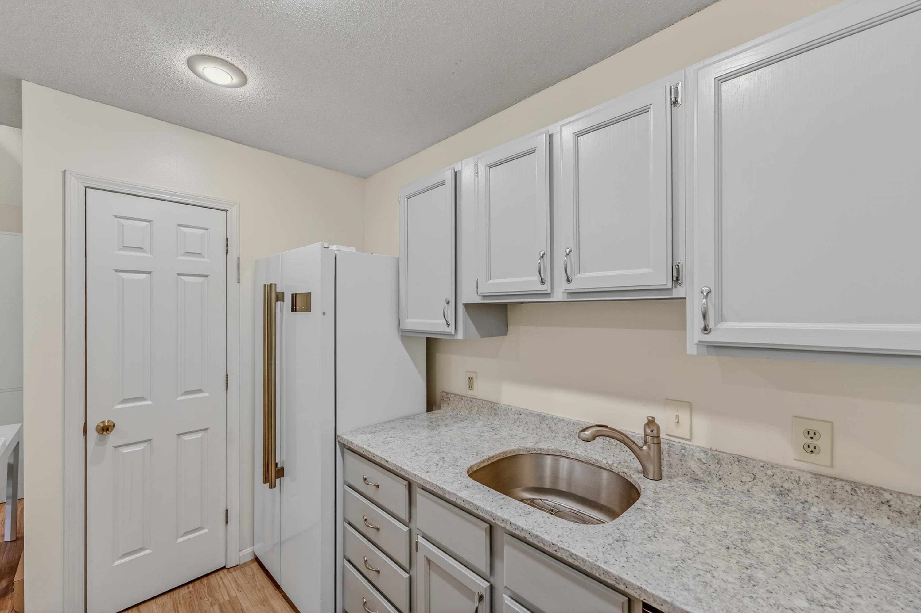 28 Academy St #12, Franconia, NH 03580