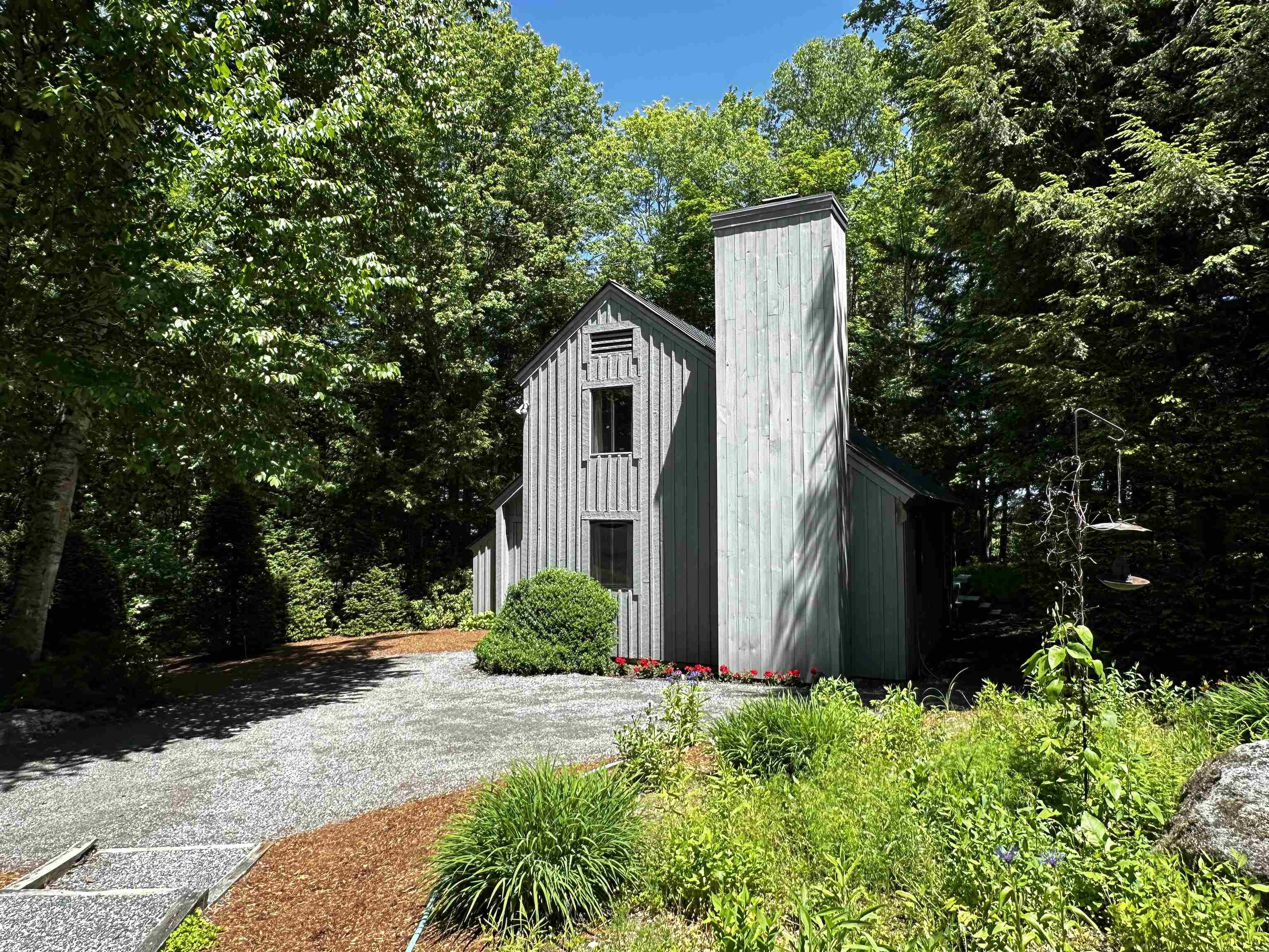 78 Greensward Dr, Grantham, NH 03753