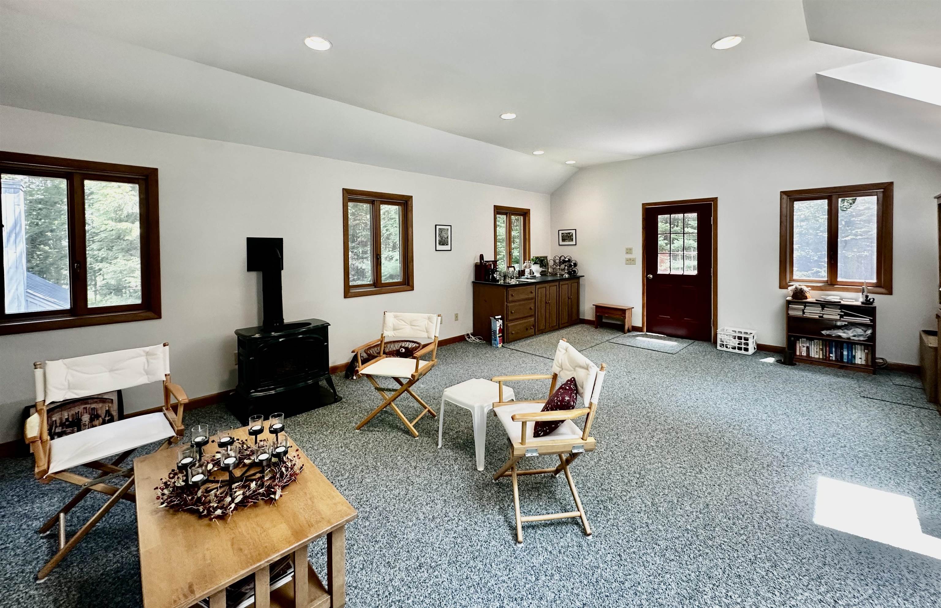 78 Greensward Dr, Grantham, NH 03753