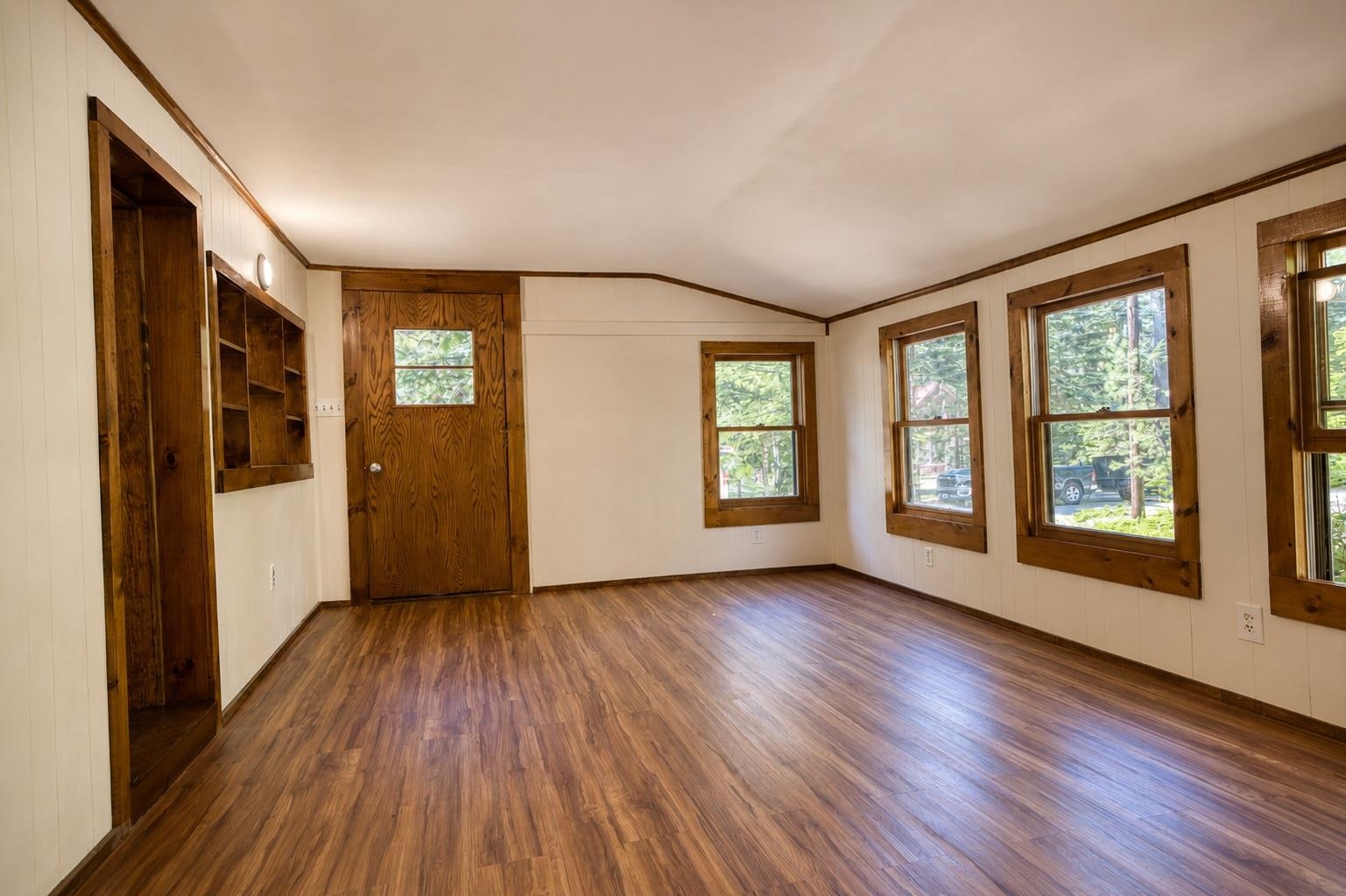 29 Milford Ave, Freedom, NH 03836