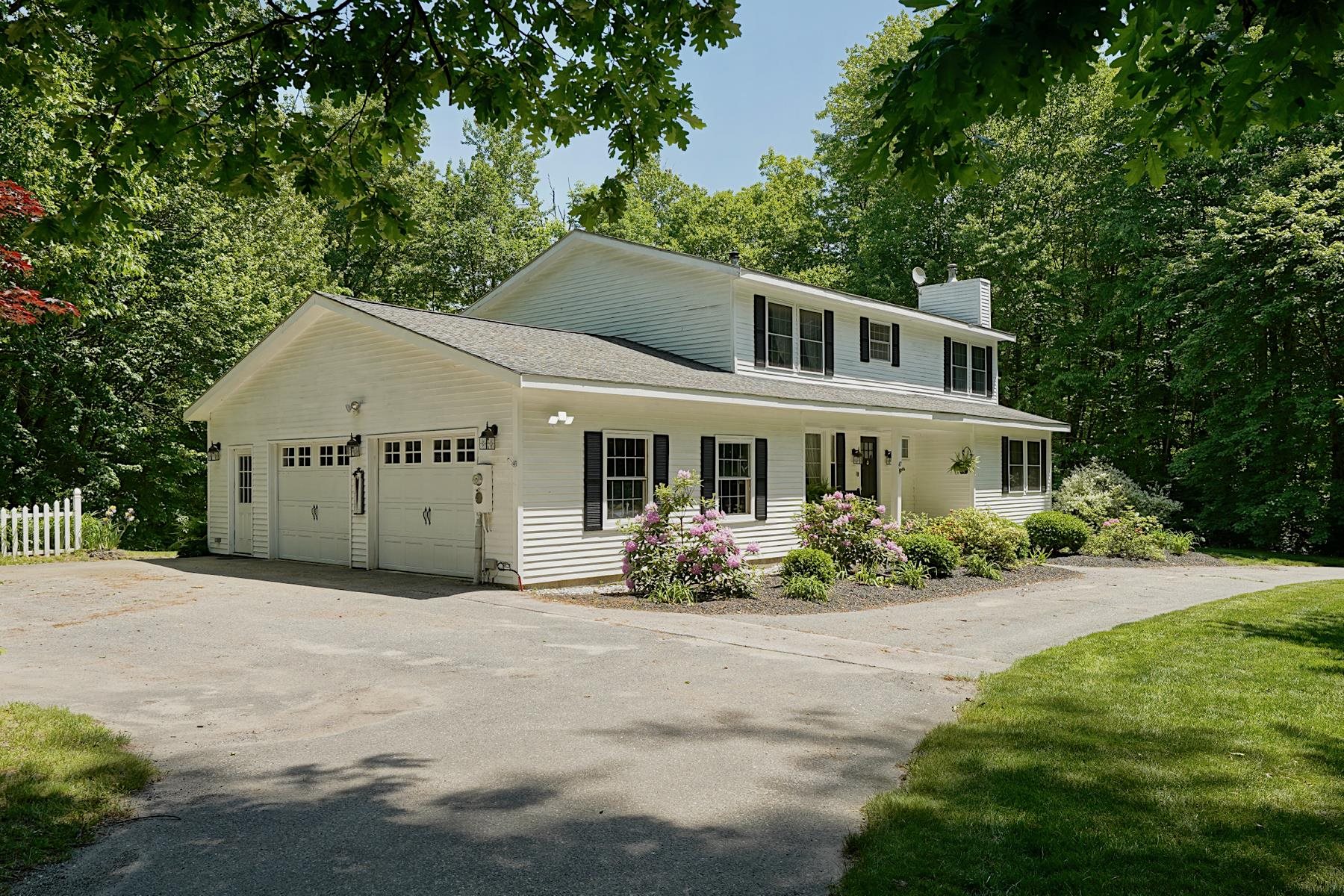 47 Greatstone Dr, Merrimack, NH 03054