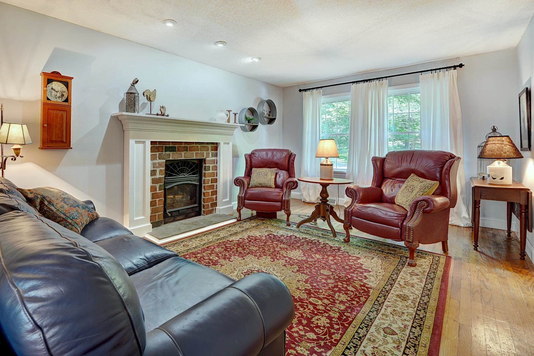 47 Greatstone Dr, Merrimack, NH 03054