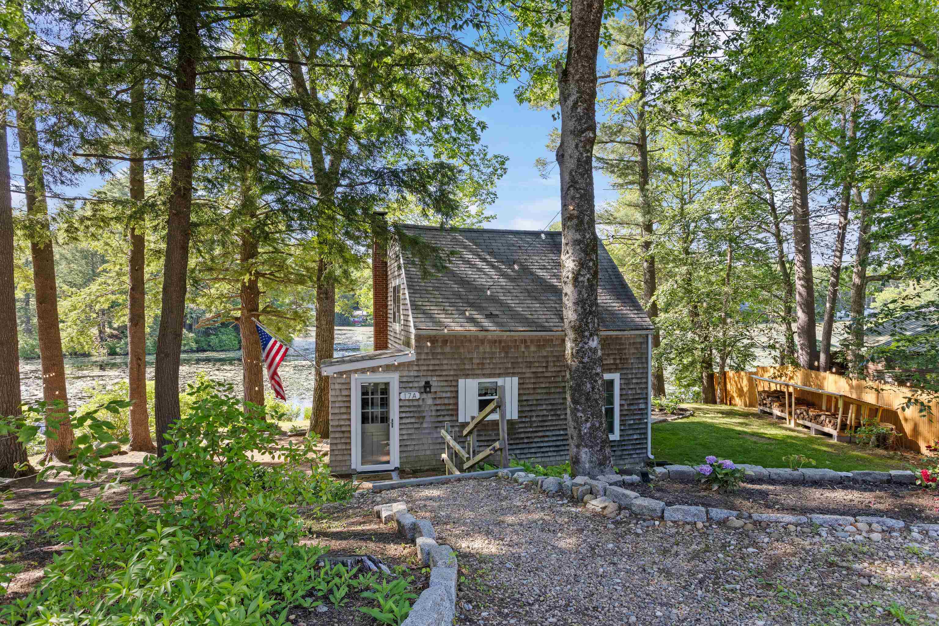 17A Penn Ave, Deerfield, NH 03037