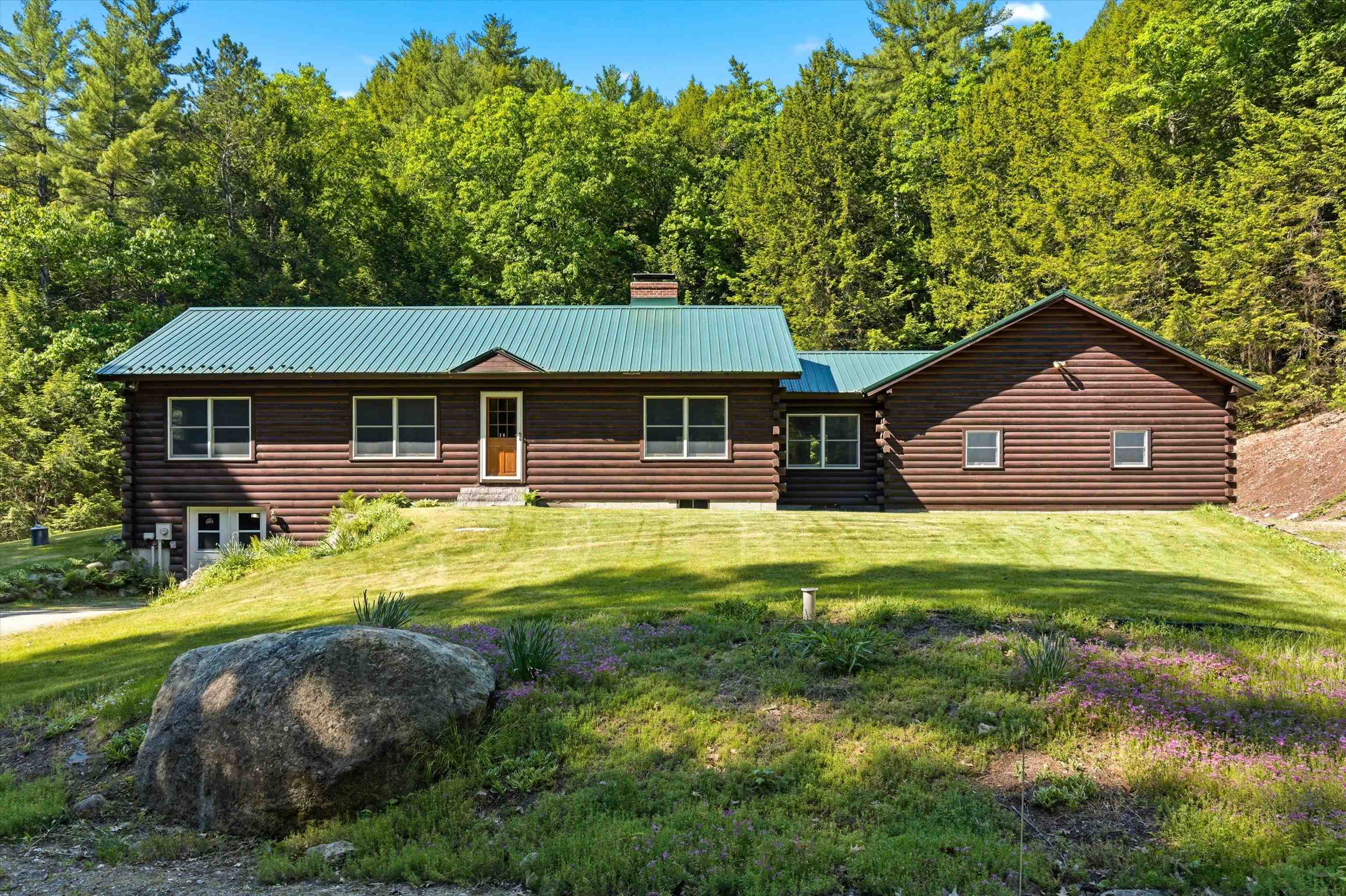 20 Mccollum Rd, New Boston, NH 03070