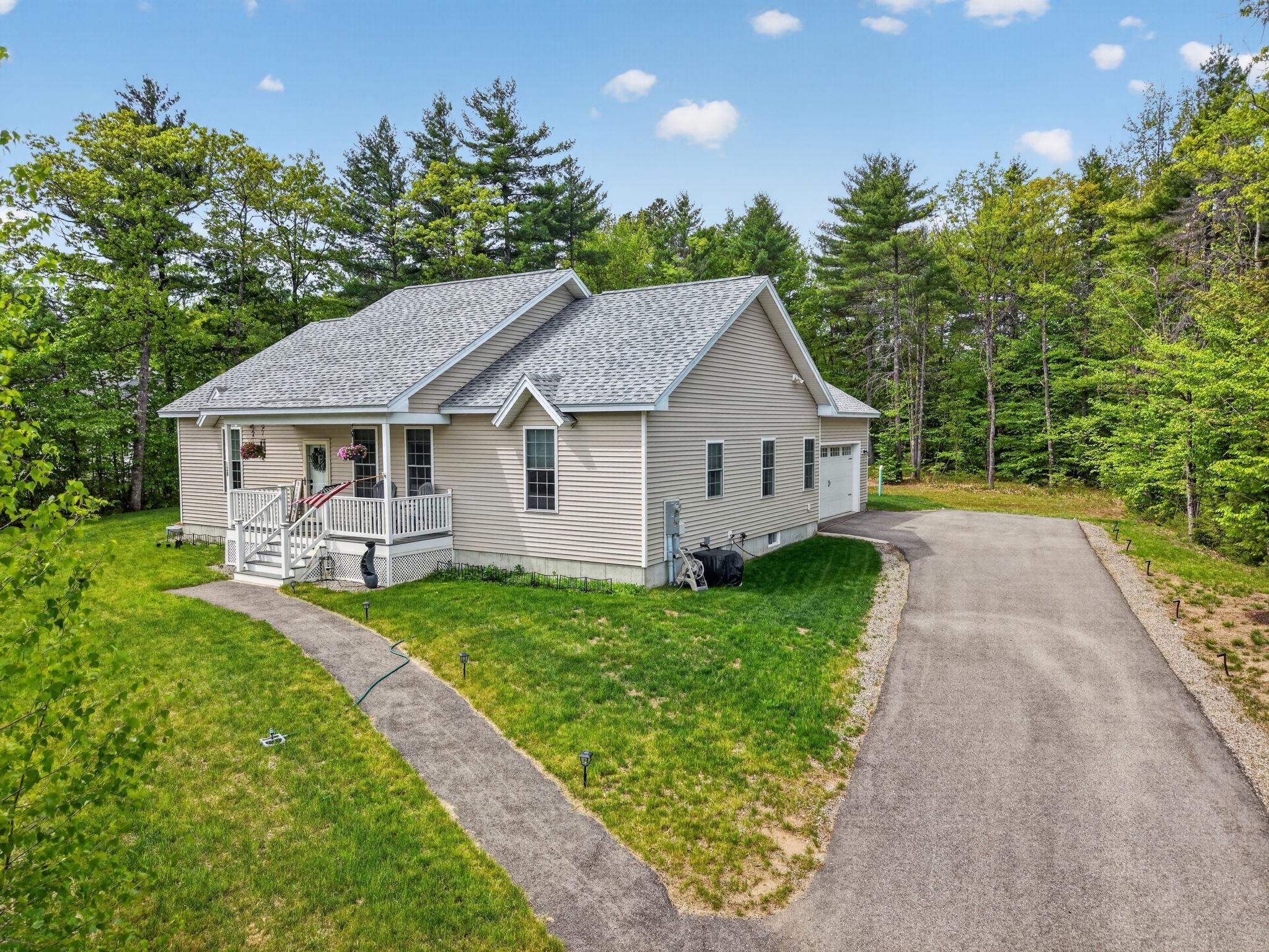 128 Pemigewasset Dr, Conway, NH 03893