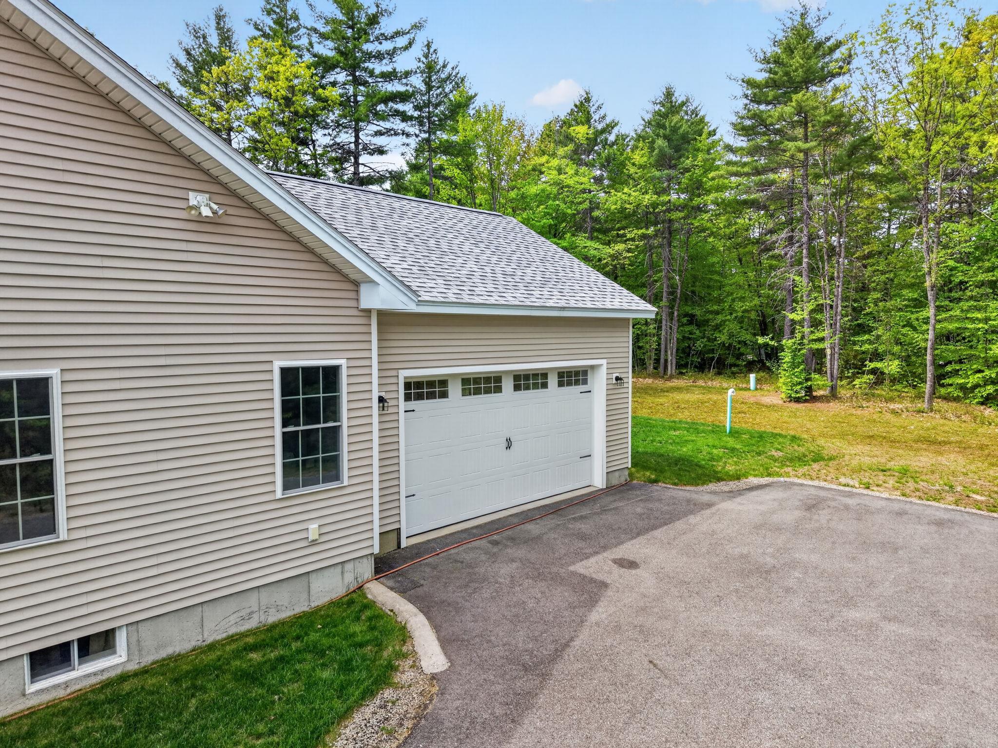 128 Pemigewasset Dr, Conway, NH 03893
