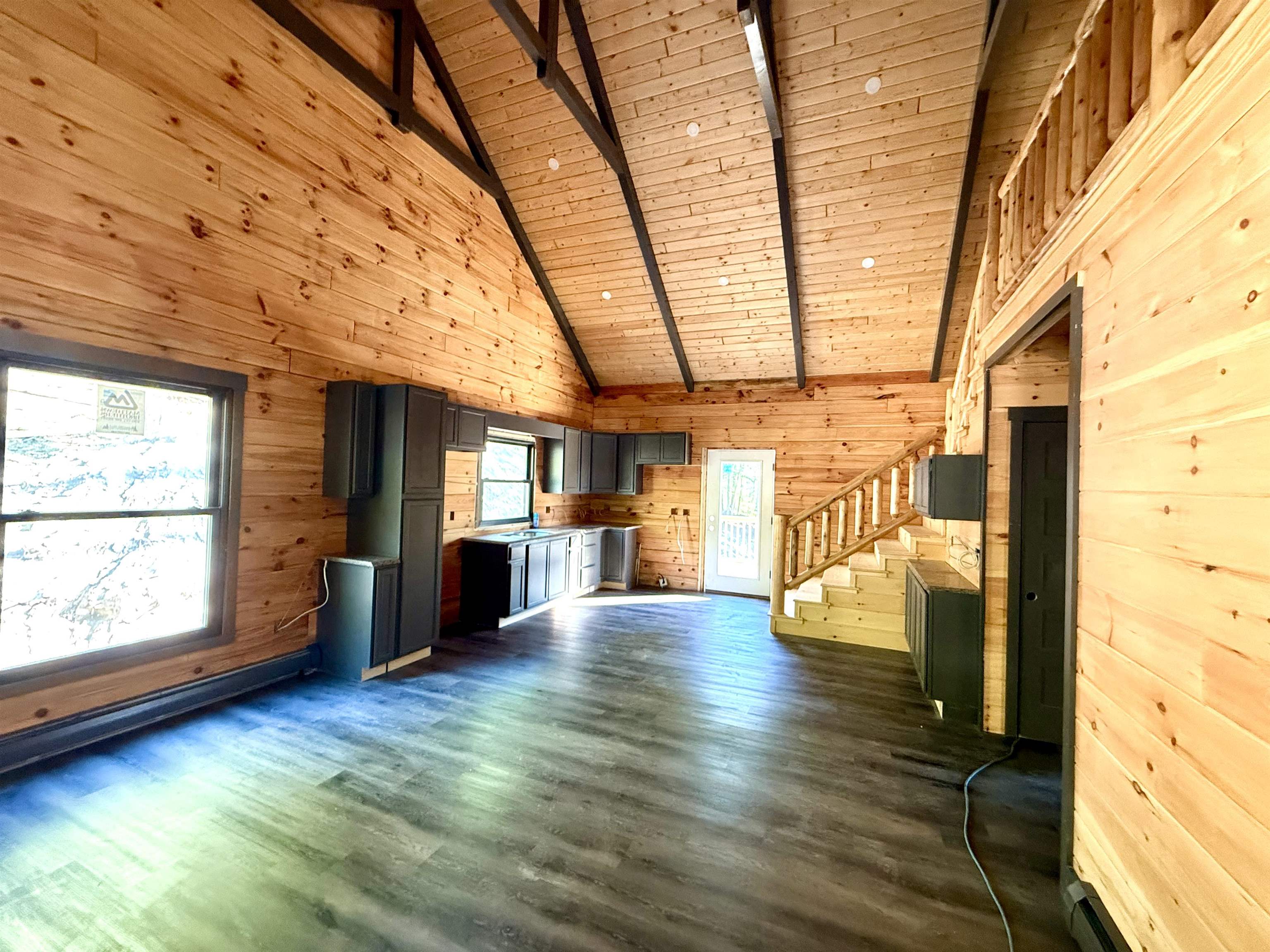 7 Interlaken Dr, New Durham, NH 03855