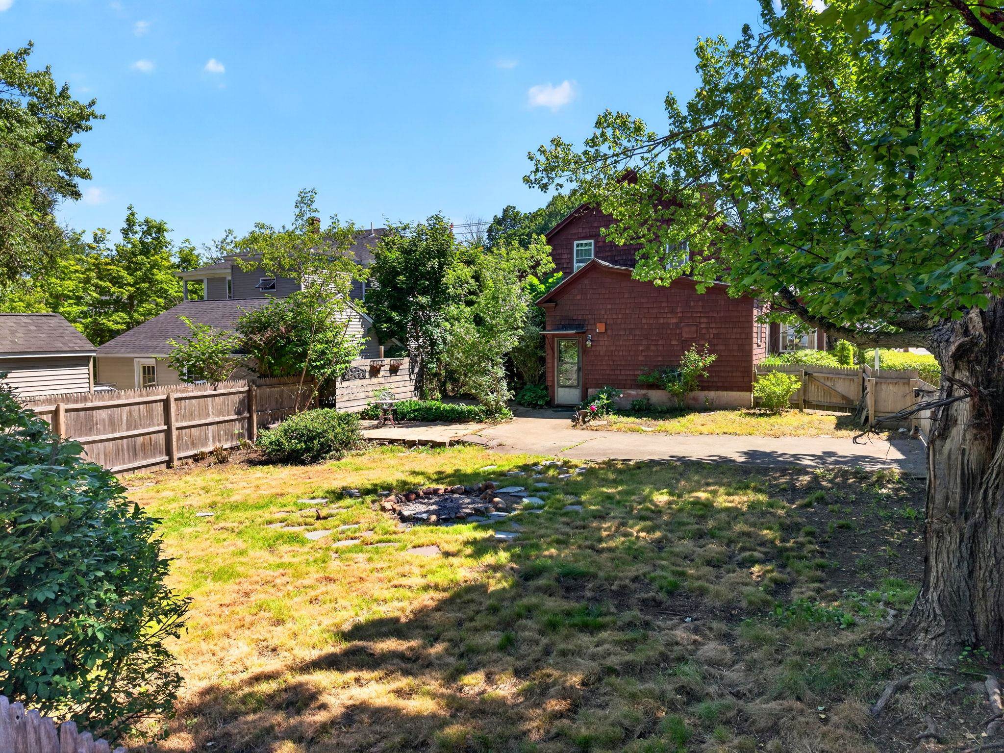 3 Depot St, Somersworth, NH 03878