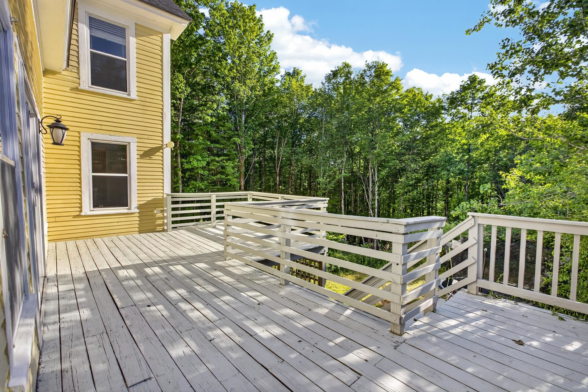17 Forest Rd, Hancock, NH 03449