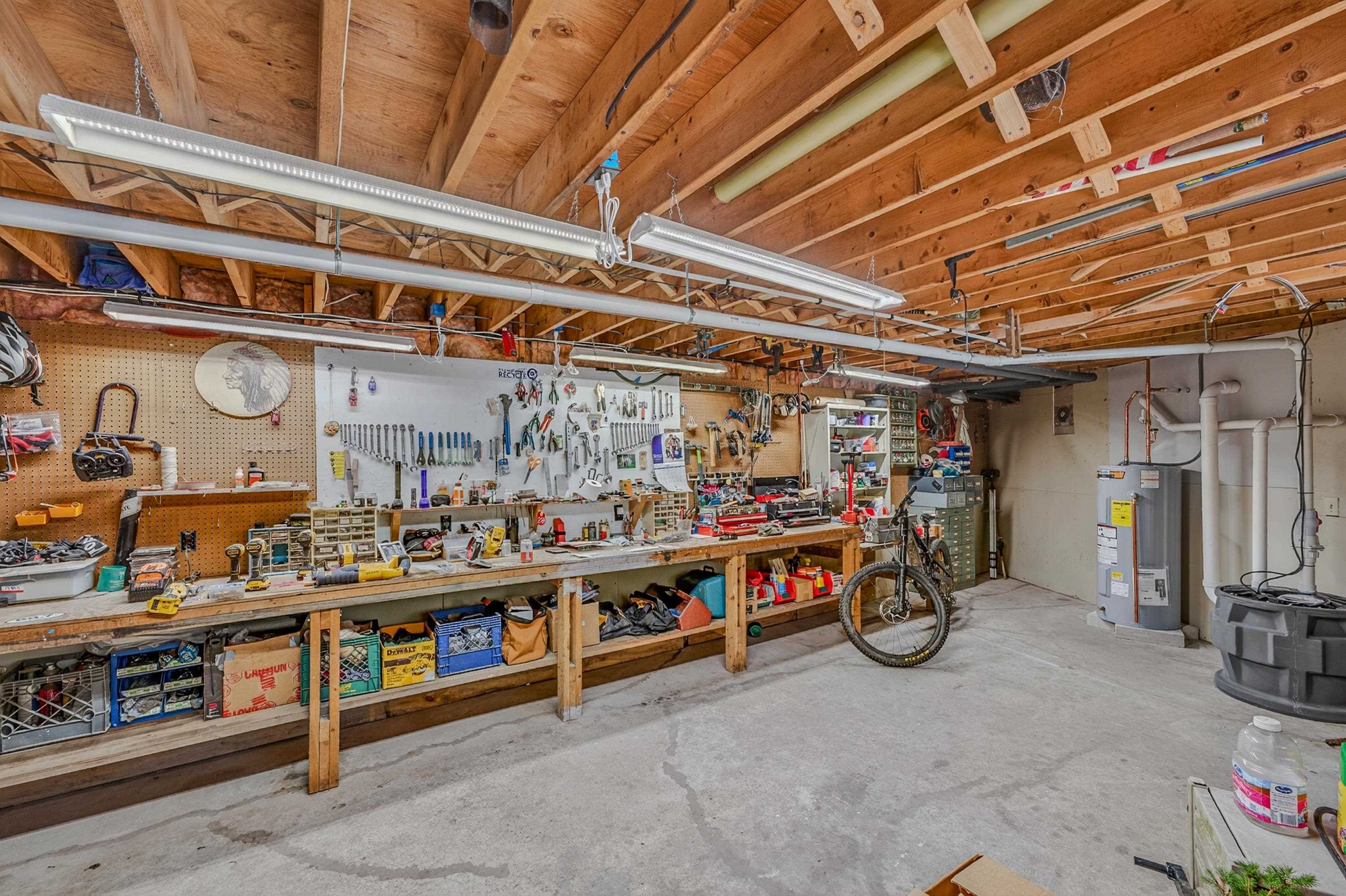 29 Wooley Pasture Rd, Plymouth, NH 03264