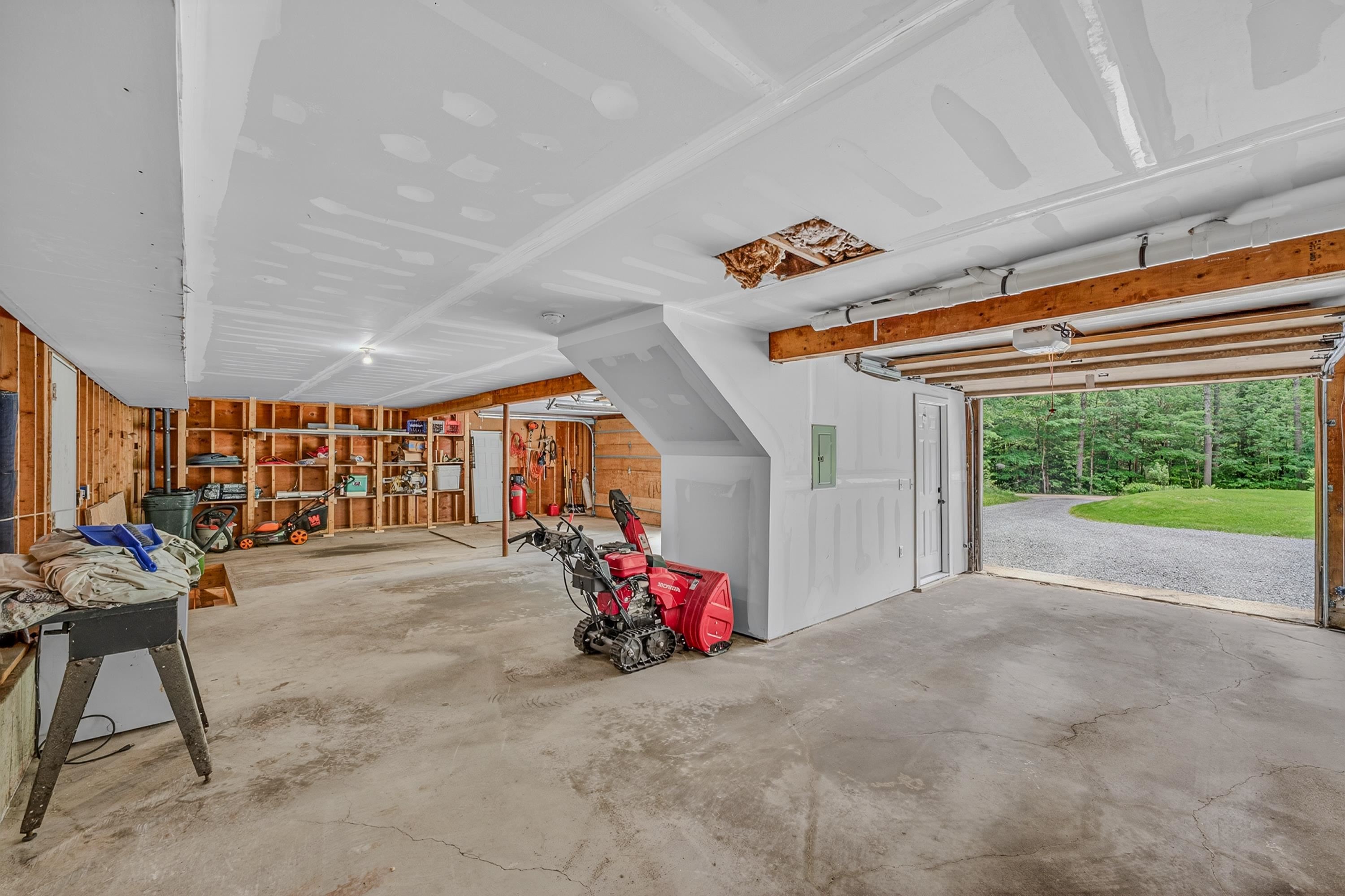 29 Wooley Pasture Rd, Plymouth, NH 03264