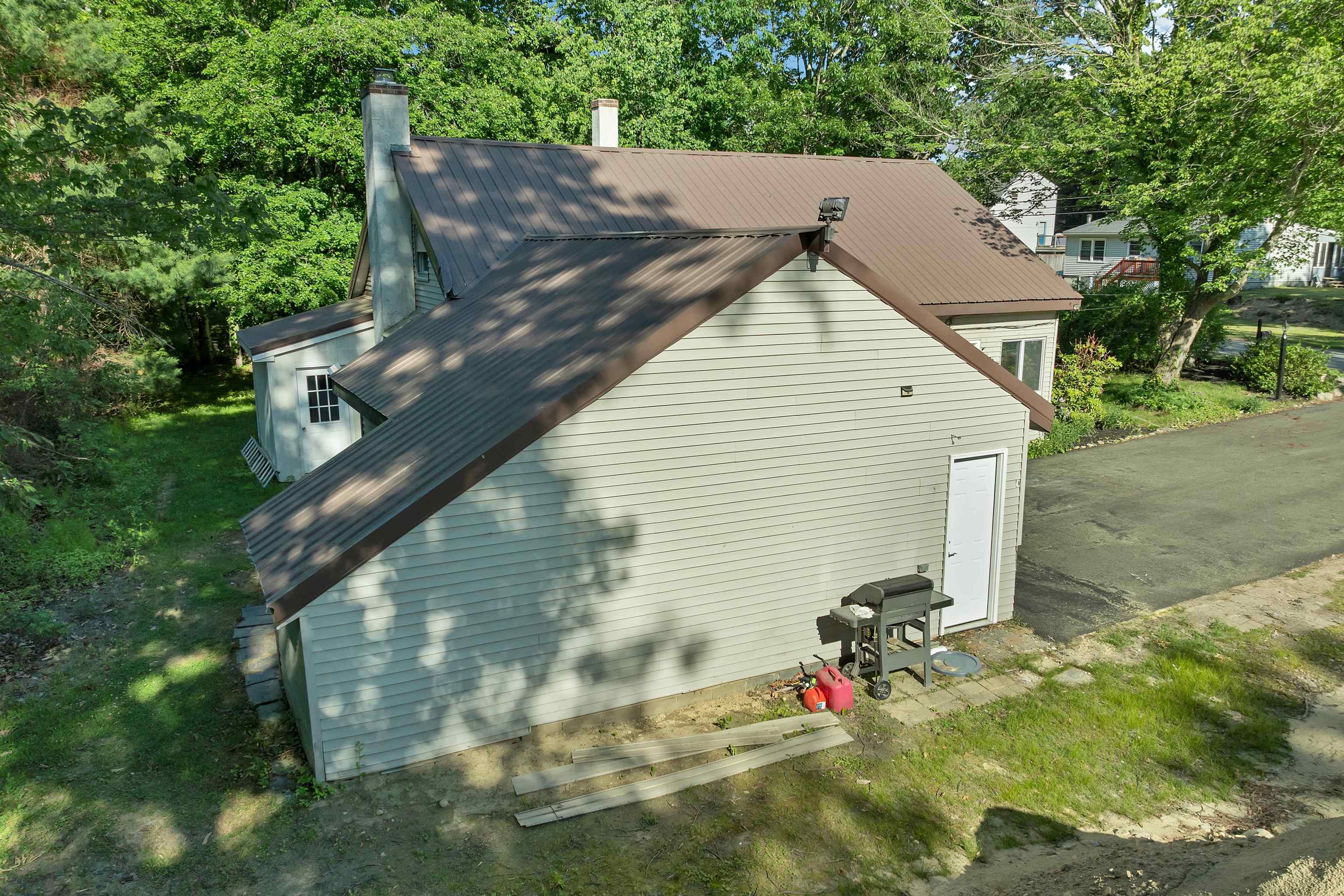 3 Carter Rd, Merrimack, NH 03054