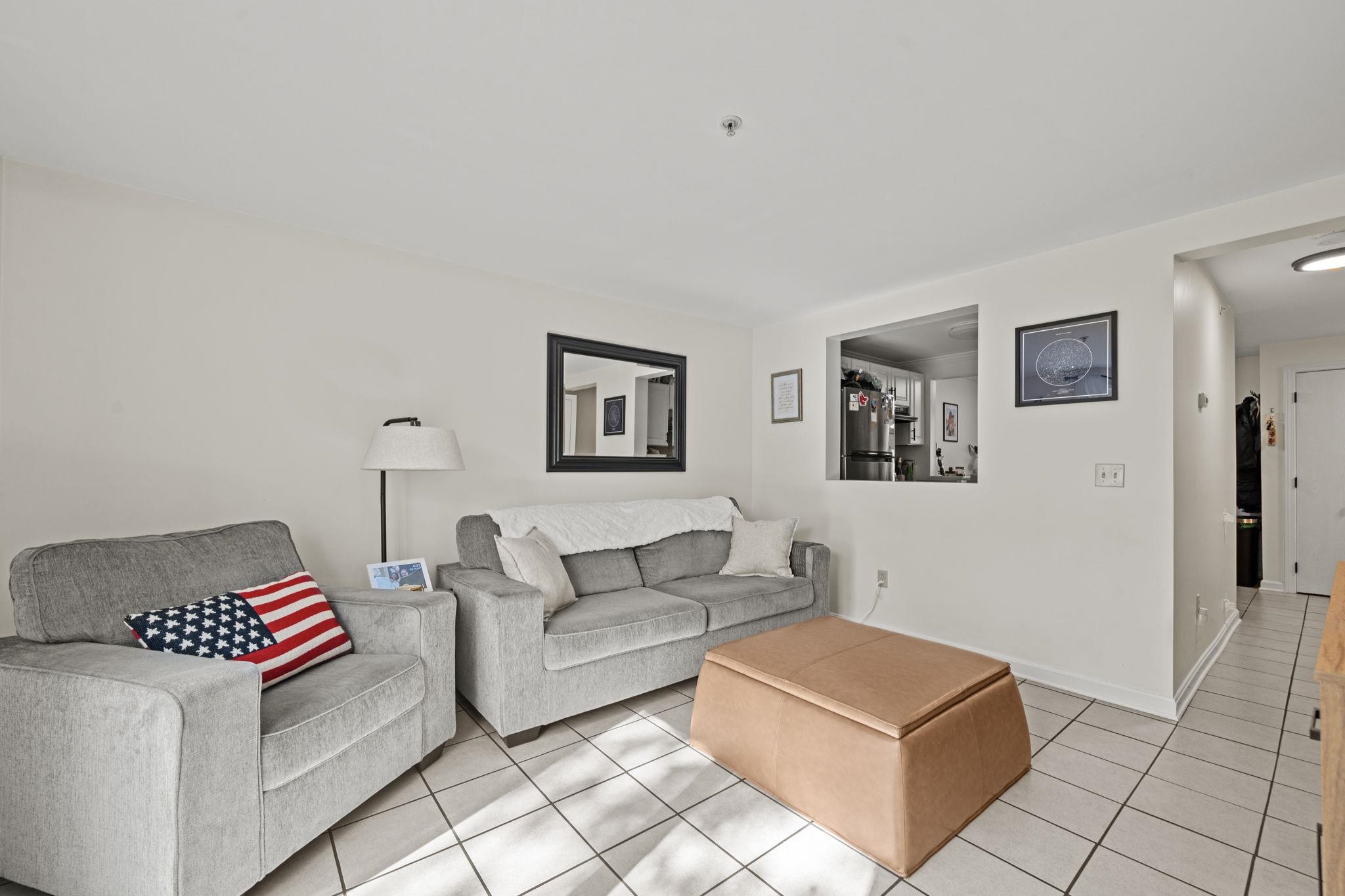 67 Fifth St #8, Dover, NH 03820
