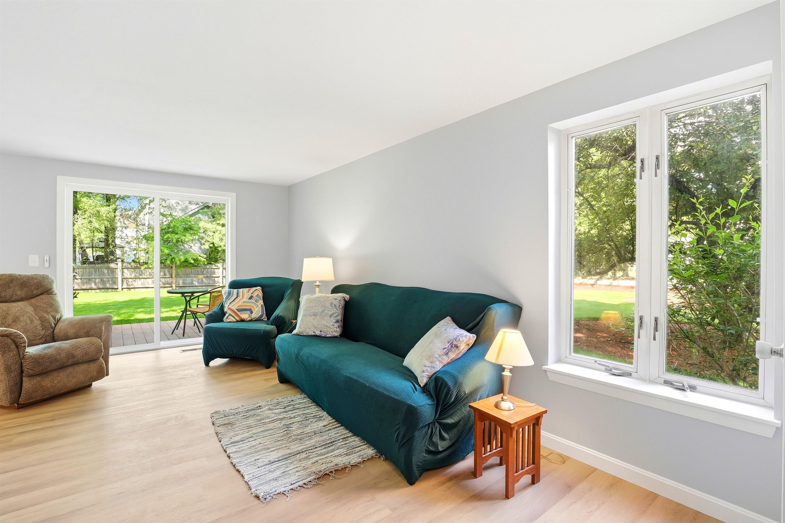 1 Highland Ln #1, Merrimack, NH 03054
