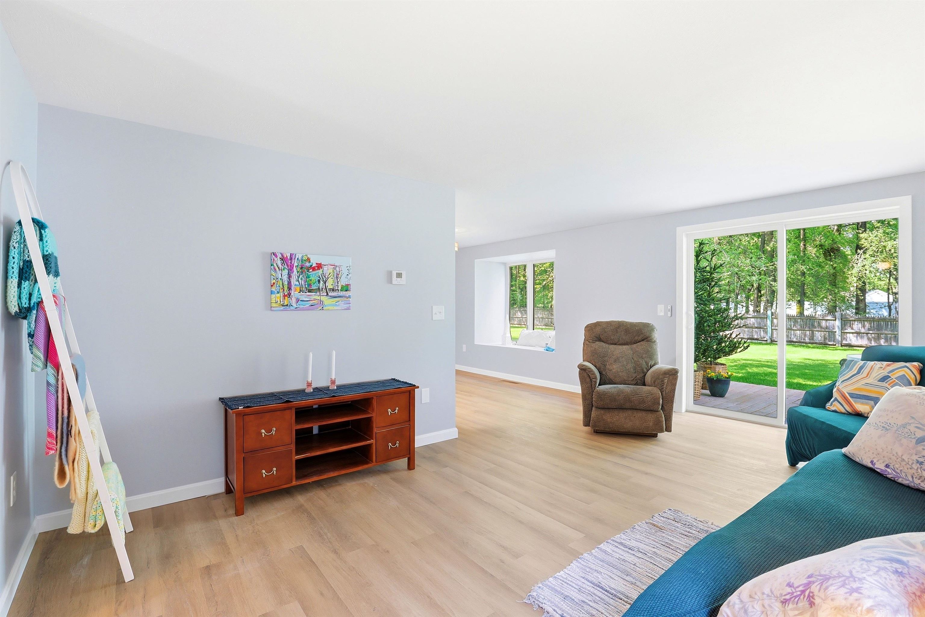 1 Highland Ln #1, Merrimack, NH 03054
