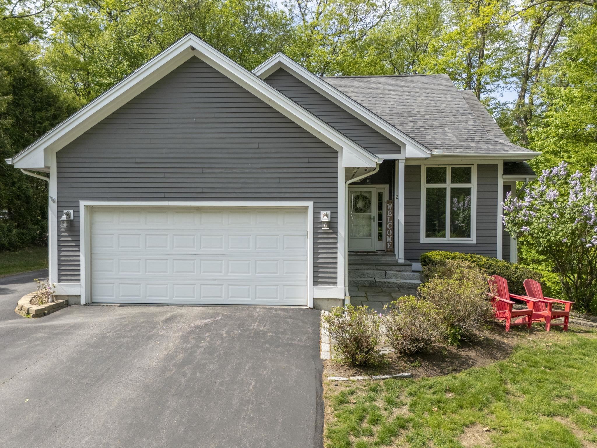 26 Thayer Pond Rd, Concord, NH 03301