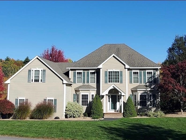 22 Longview Cir, Pelham, NH 03076