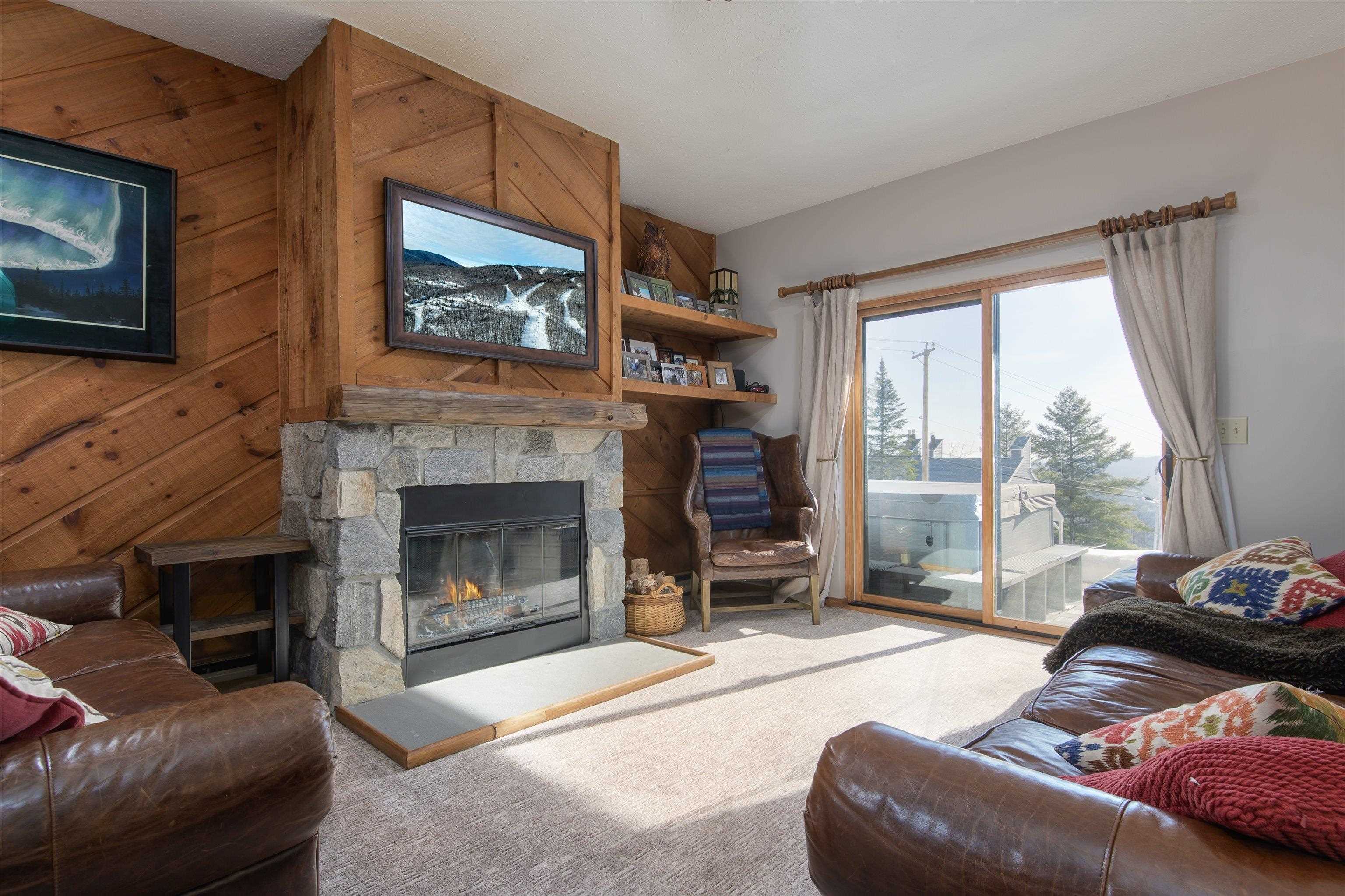 Ludlow VT&nbsp;Condo for sale $$395,000 $447 per sq.ft.