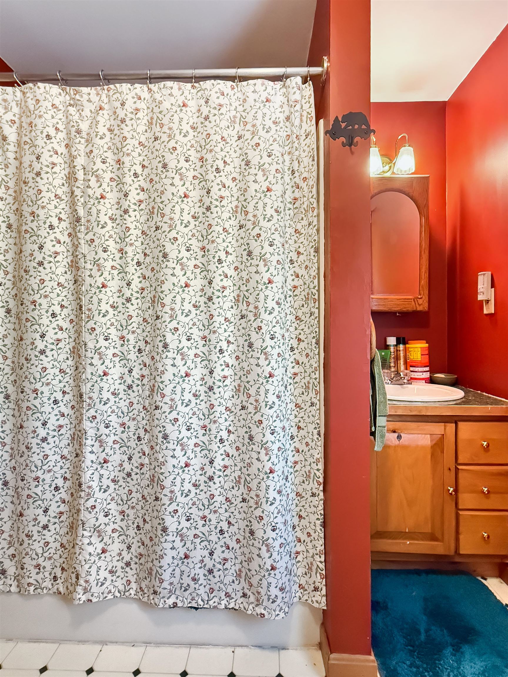 1126 Nh Route 26, Colebrook, NH 03576