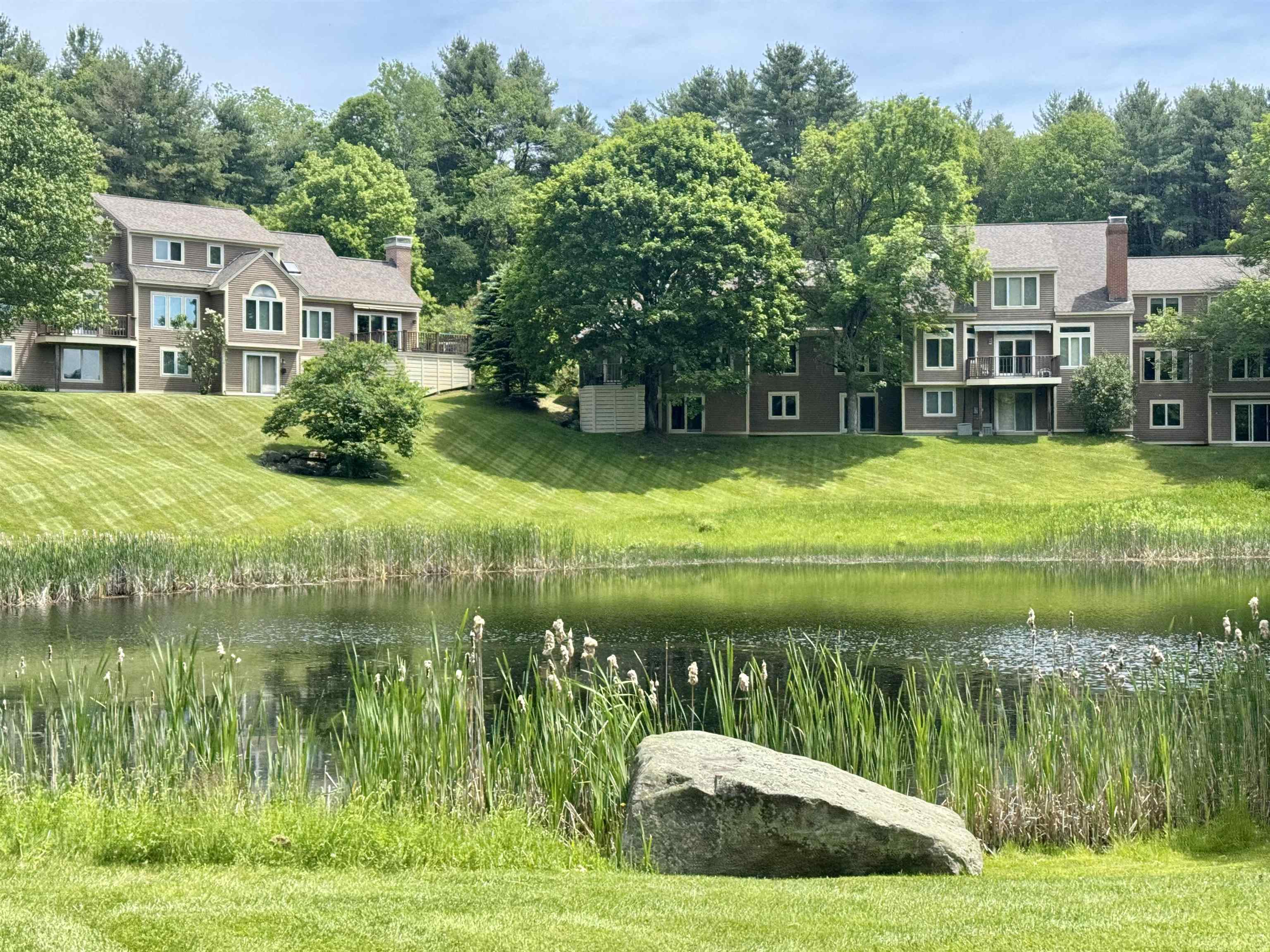 48 Berrill Farms Ln, Hanover, NH 03755