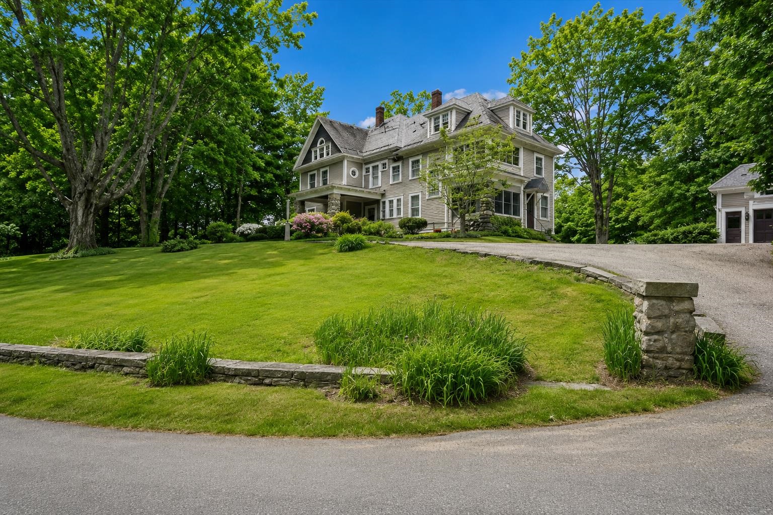 12 Granite St, Milford, NH 03055