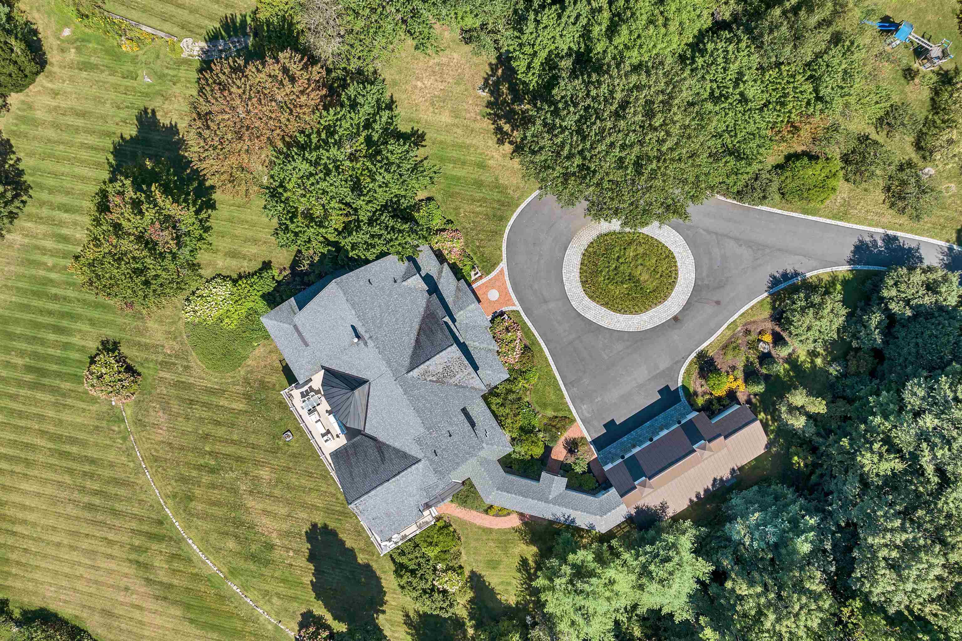 137 Brown Rd, Tuftonboro, NH 03816