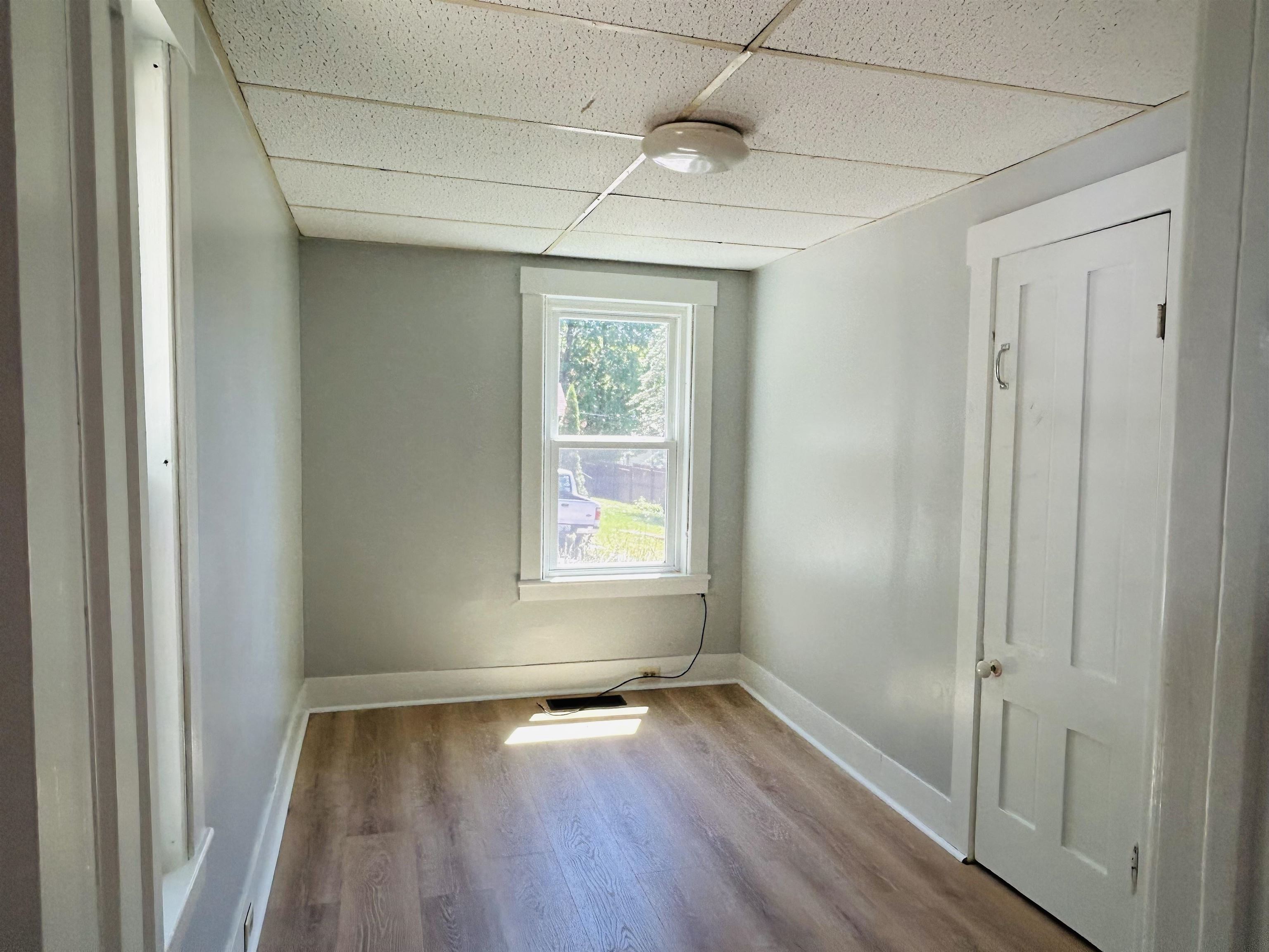 65 Mechanic St, Winchester, NH 03470