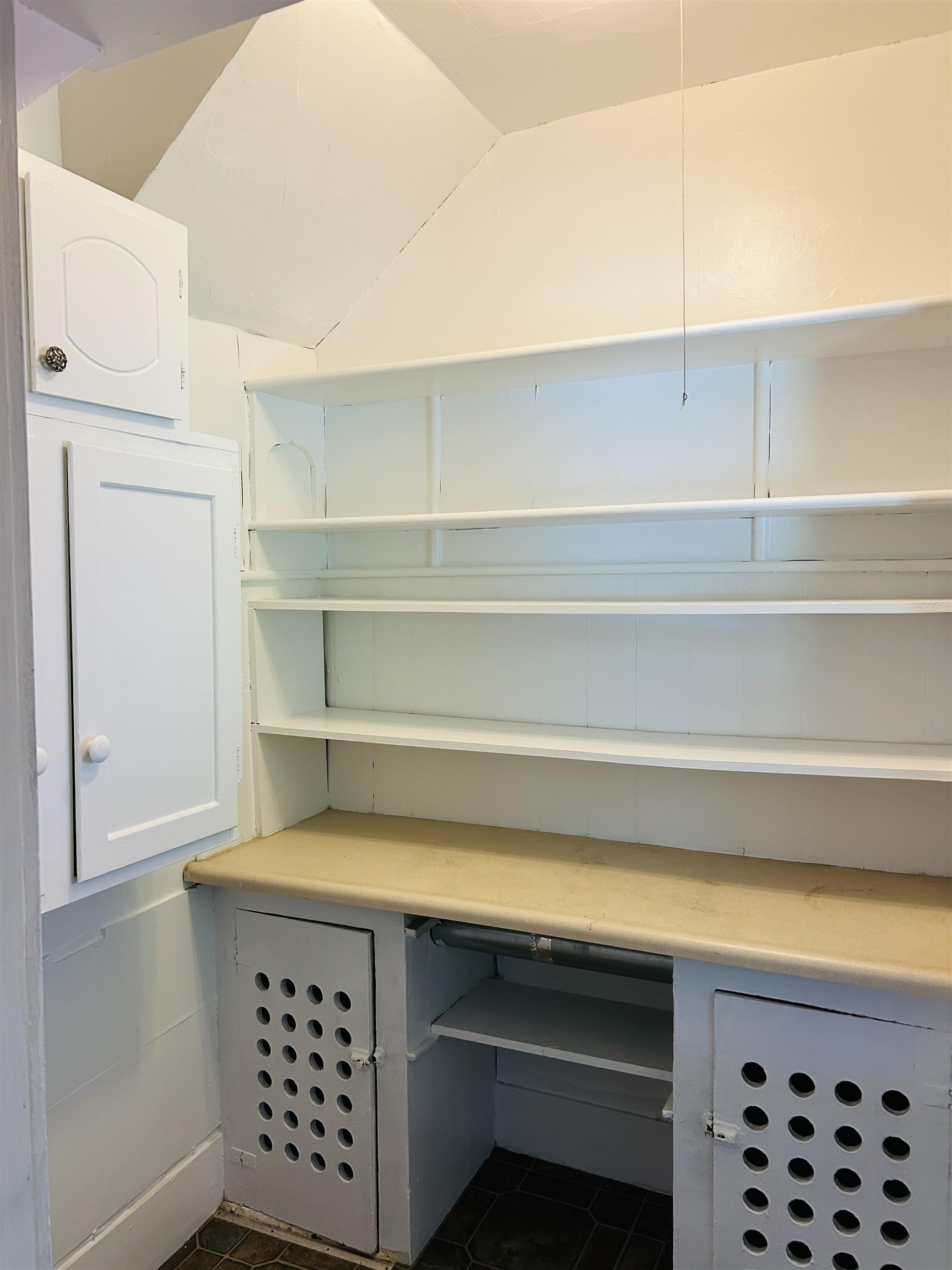 65 Mechanic St, Winchester, NH 03470