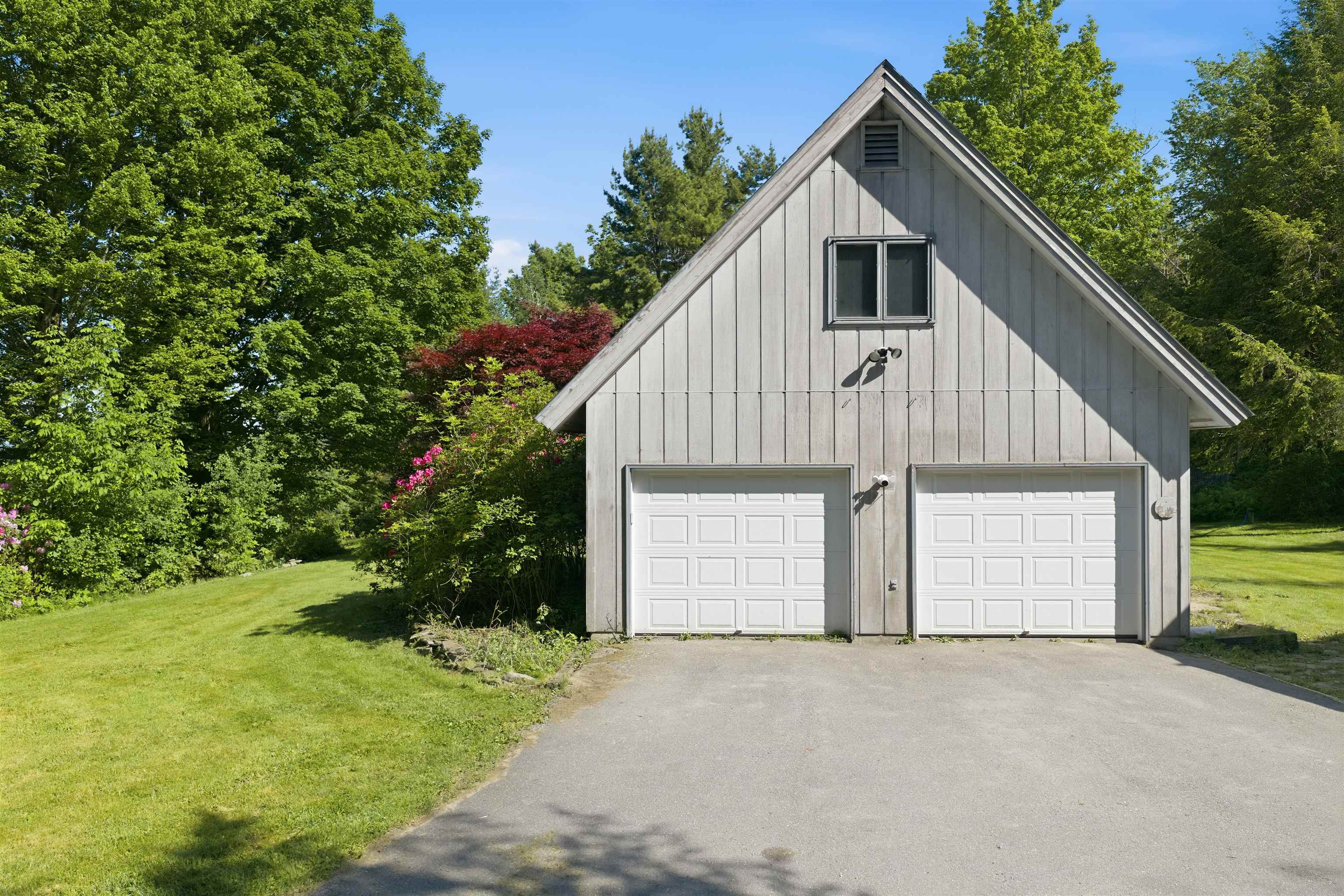 Two car attached garage with direct access 25498035