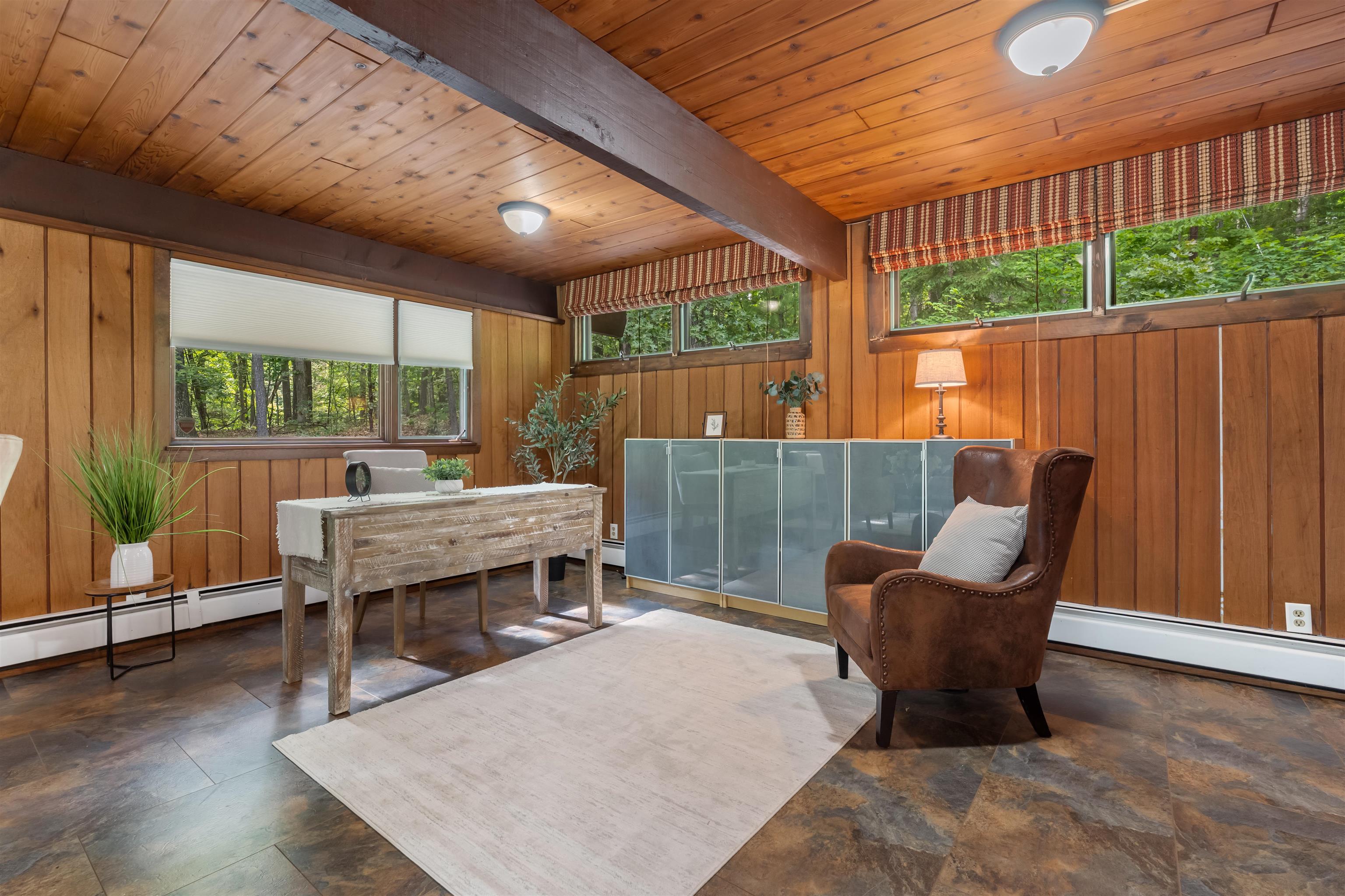 38 Pinecrest Dr, Bedford, NH 03110