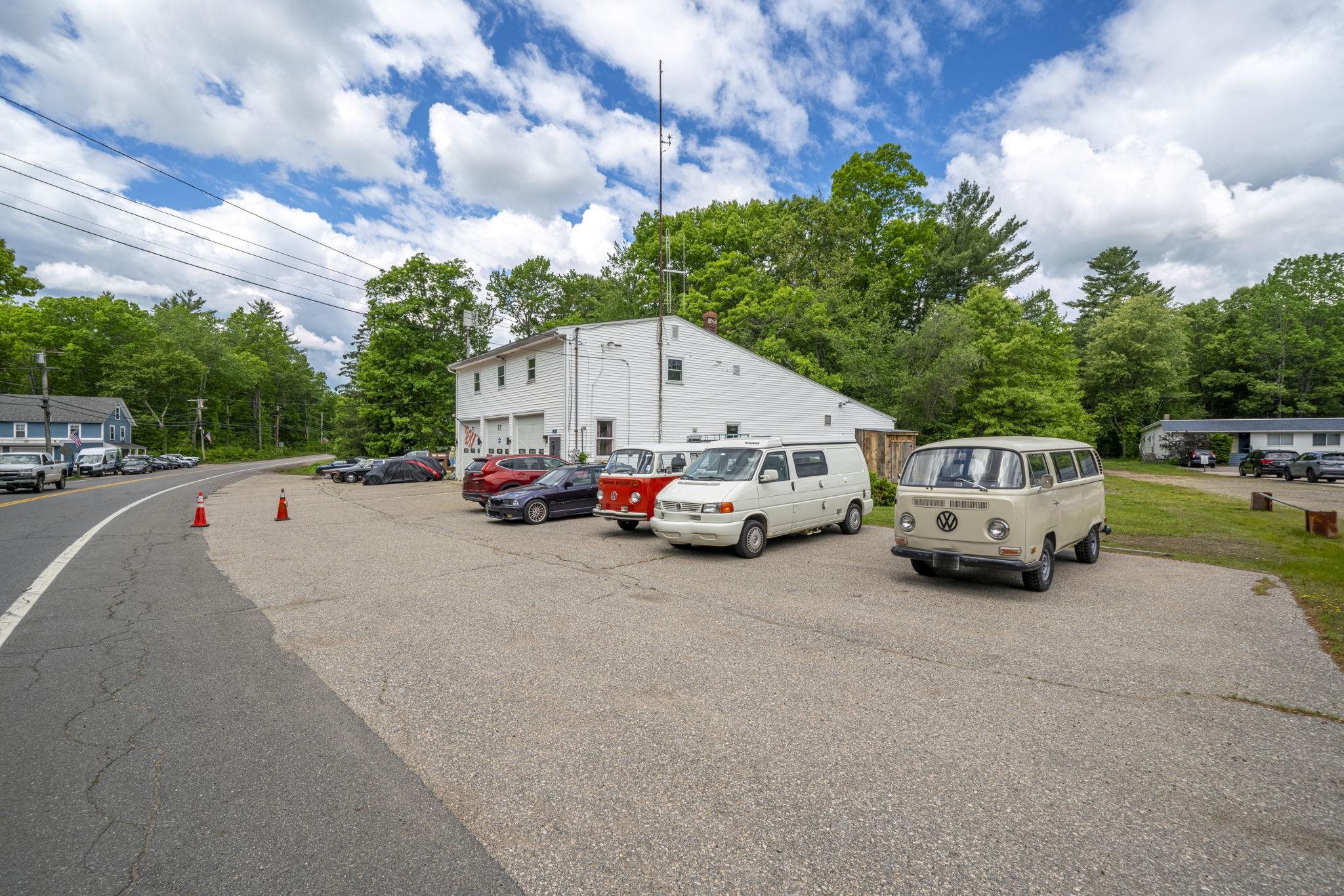 35 S Main St, Newton, NH 03858