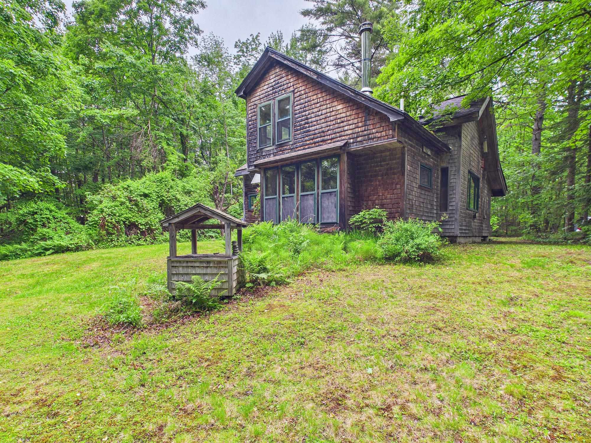699 Kinsman Rd, Grafton, NH 03240