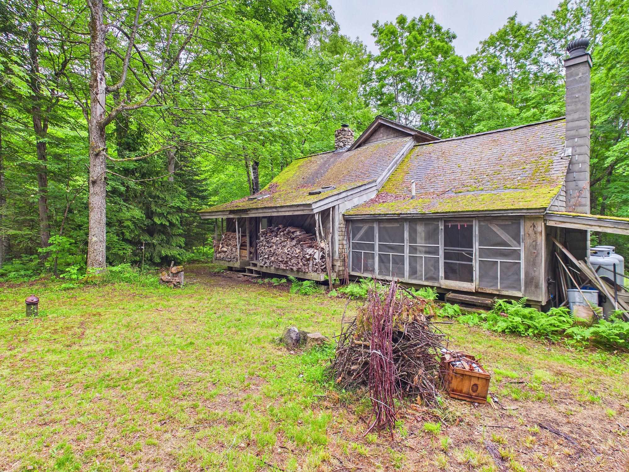 699 Kinsman Rd, Grafton, NH 03240