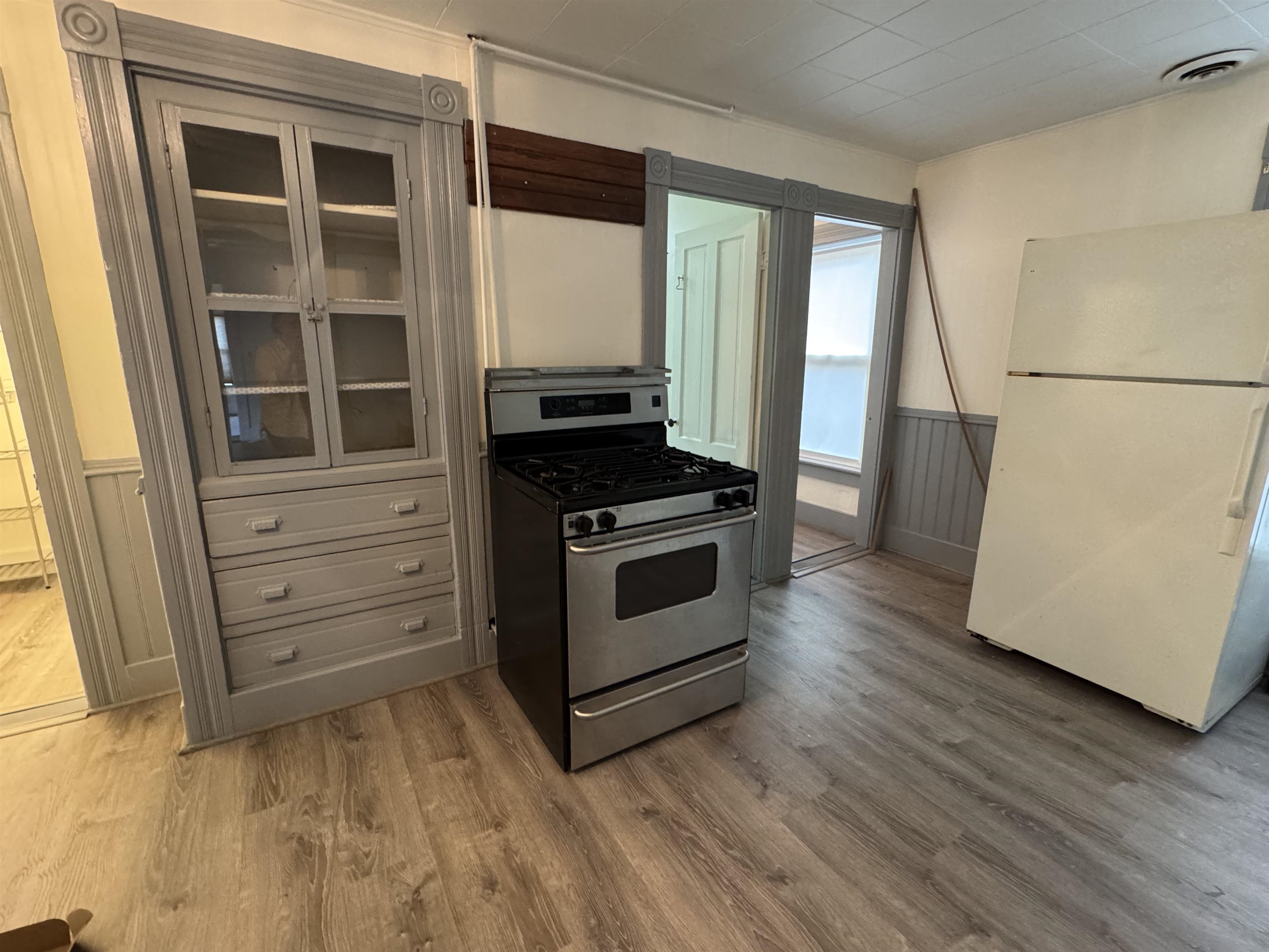 34 Center St, Walpole, NH 03609
