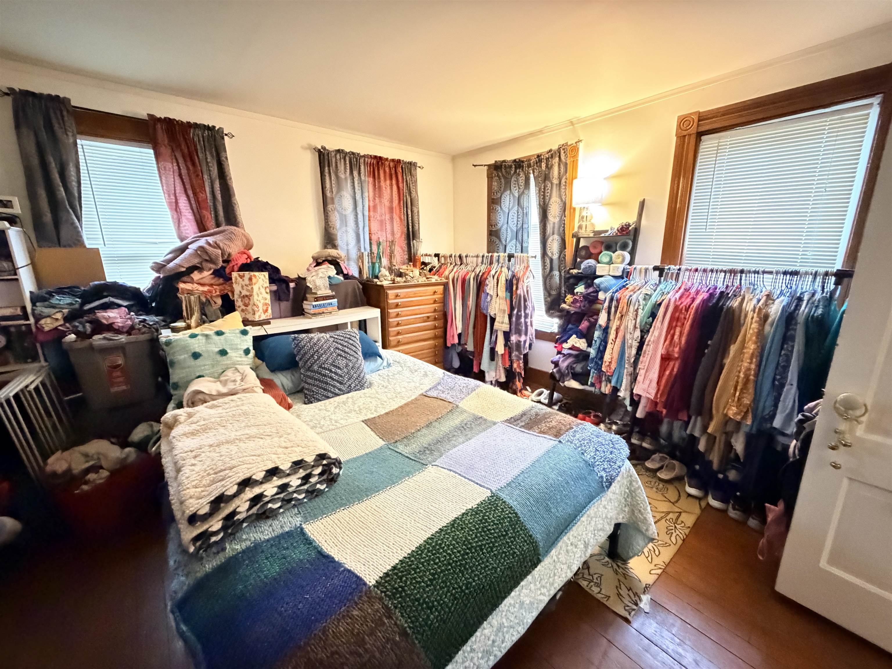 Unit 1 bedroom 25537337