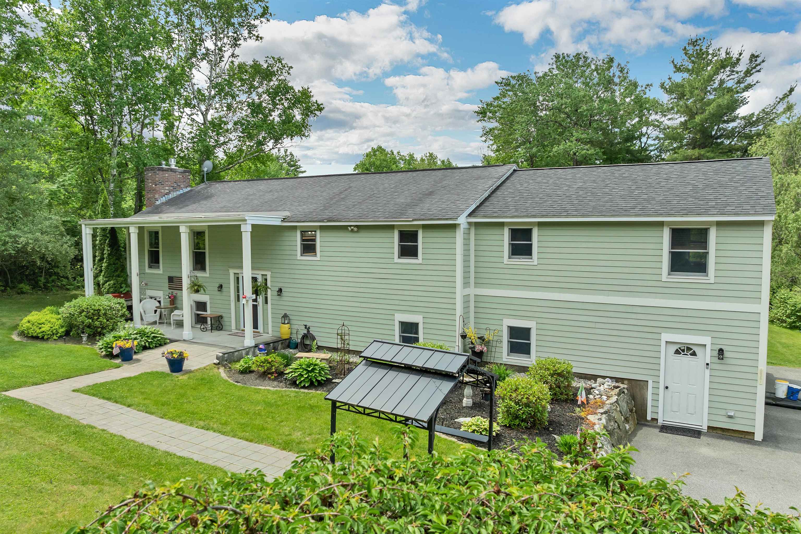 7 Barnard Ridge Rd, Meredith, NH 03253