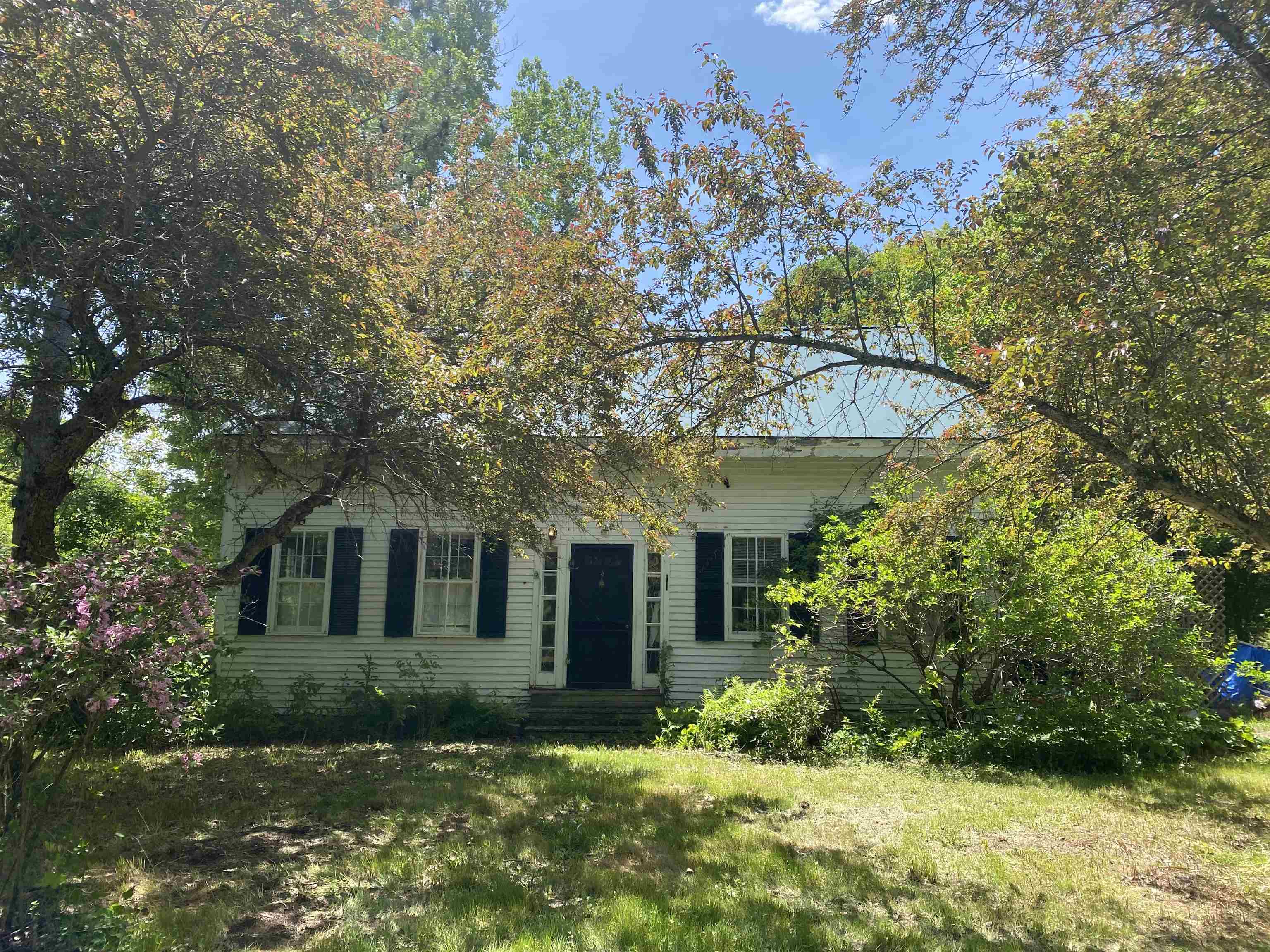 Norwich VT&nbsp;Home for sale $$299,000 $174 per sq.ft.