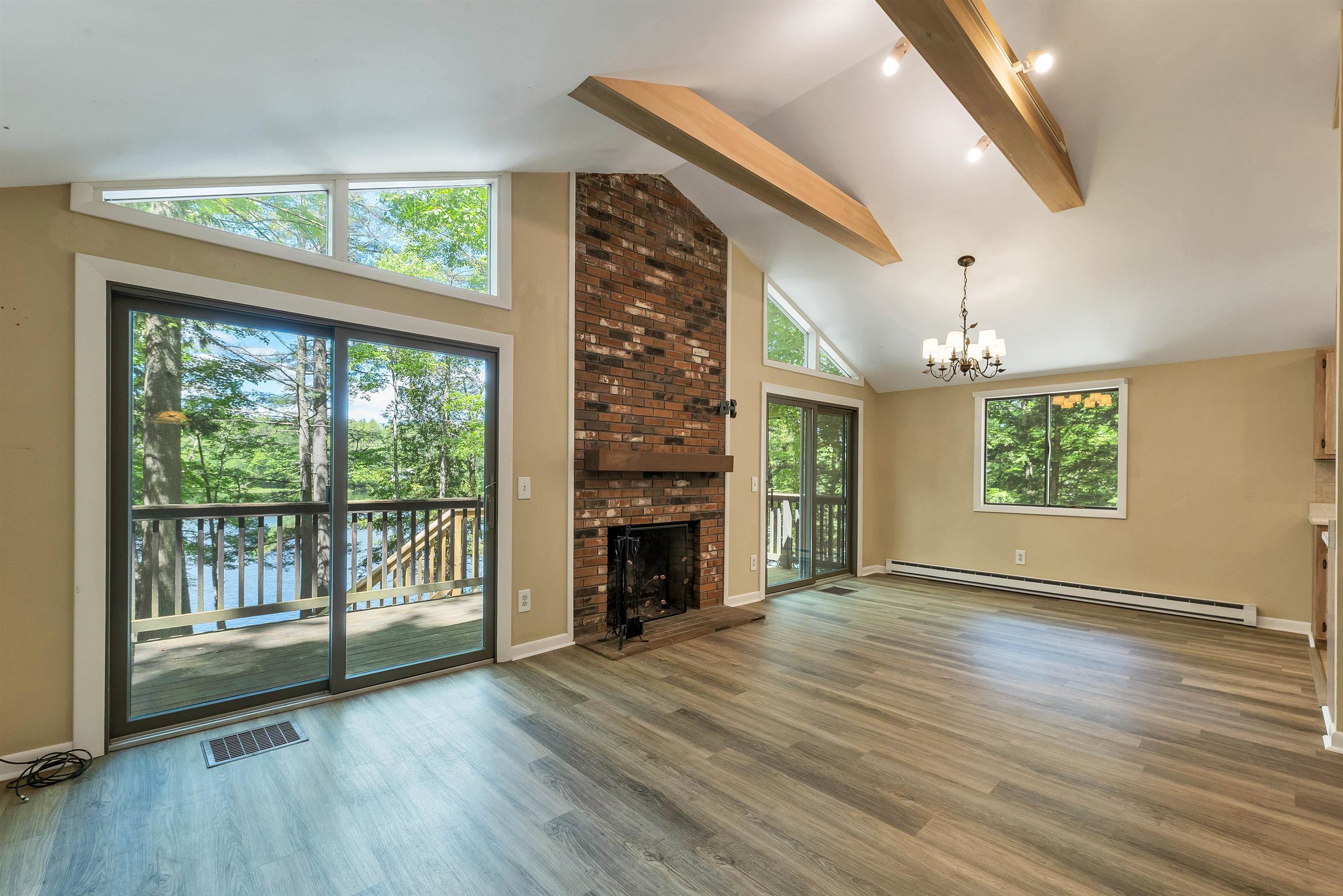 Living room Kitchen