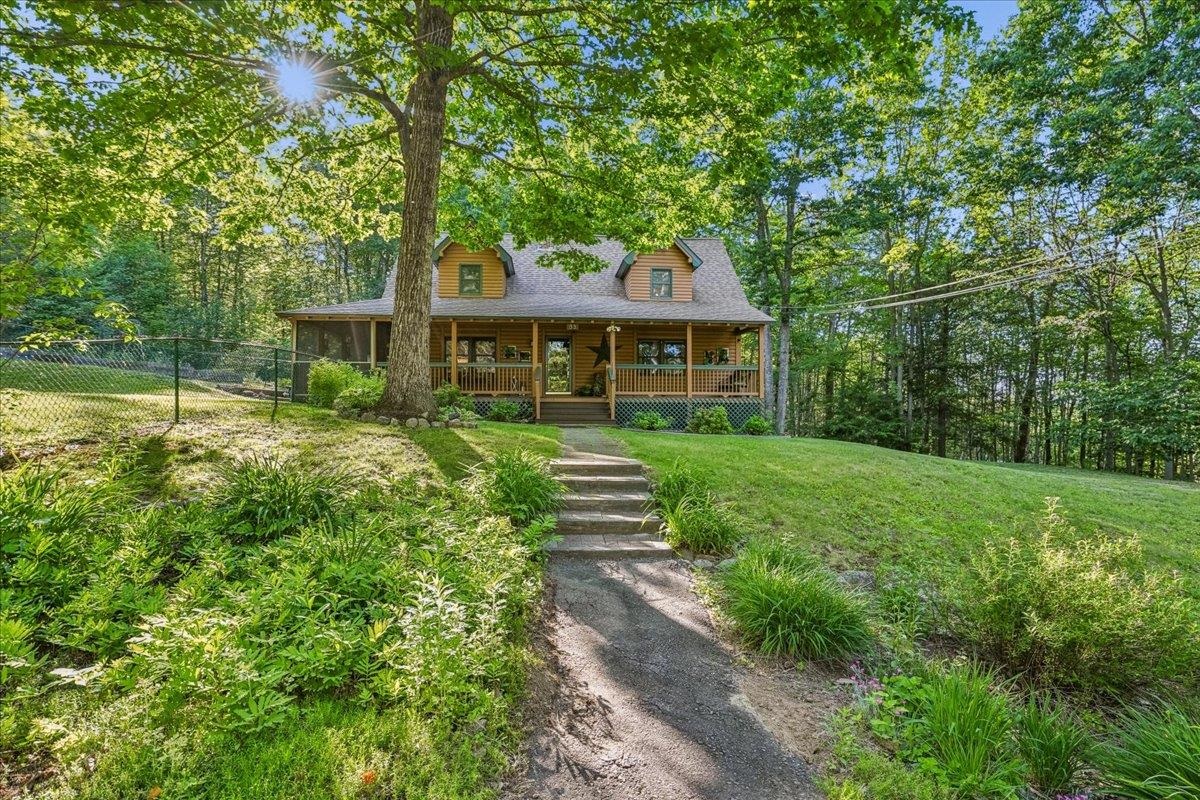 33 Quaker Rd, New Durham, NH 03855