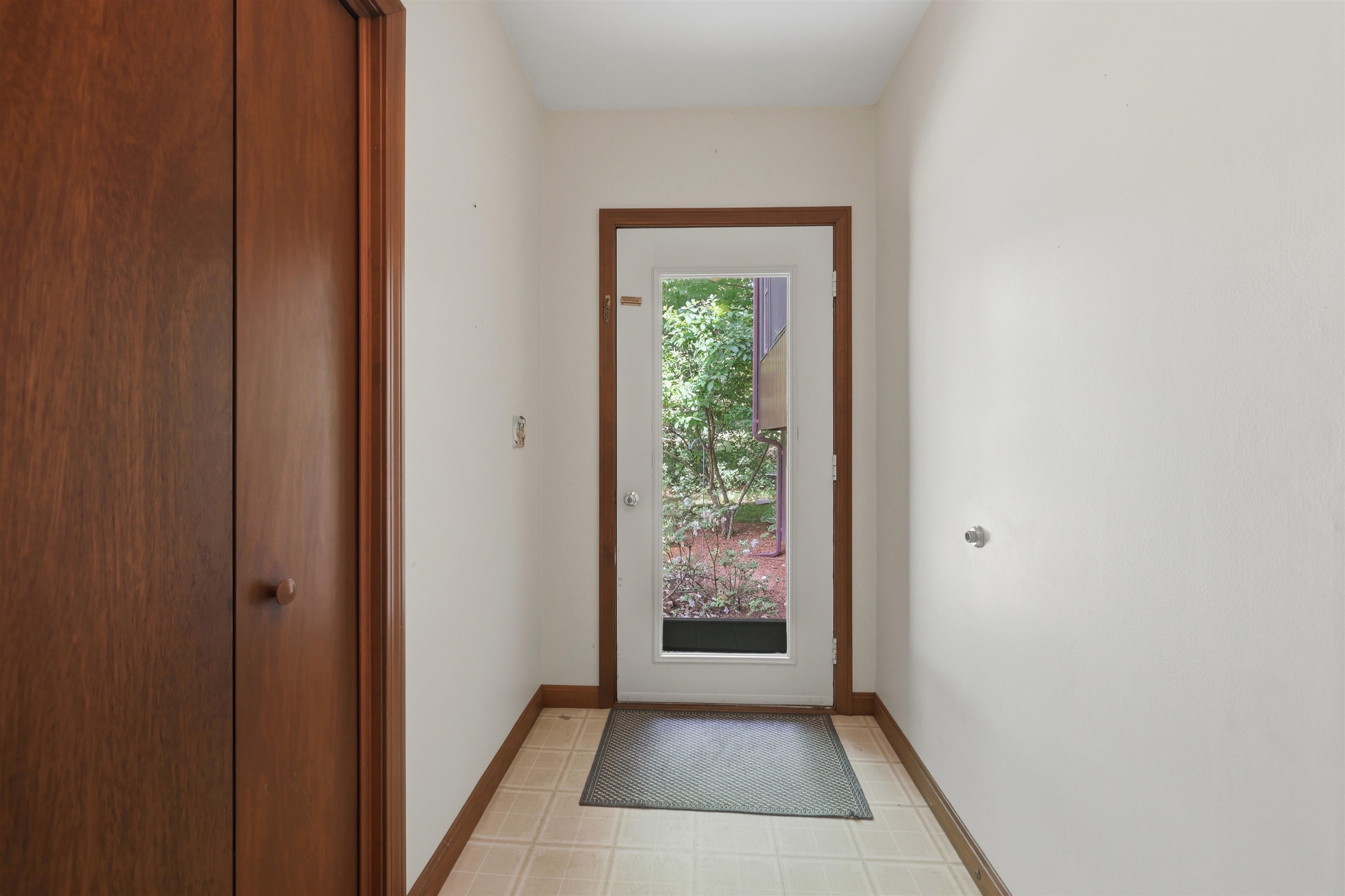 14 Cypress Rd, Milford, NH 03055