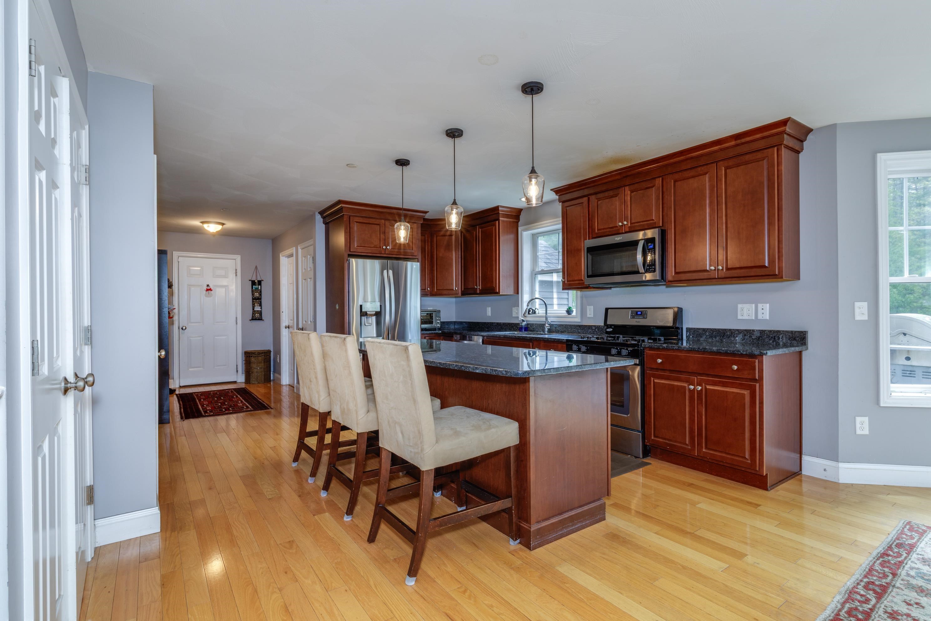 130 West Ridge Cir, Hopkinton, NH 03229