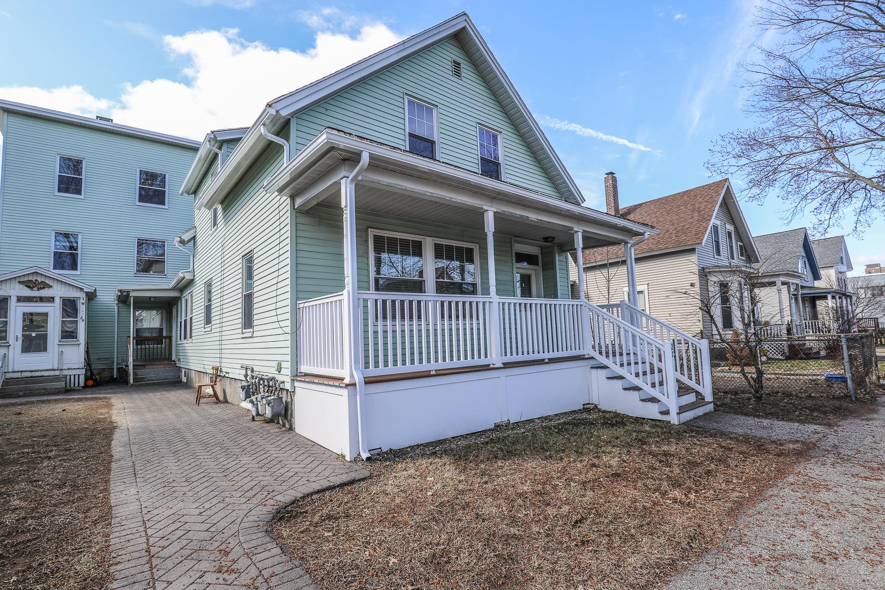 27 Blodget St, Manchester, NH 03104