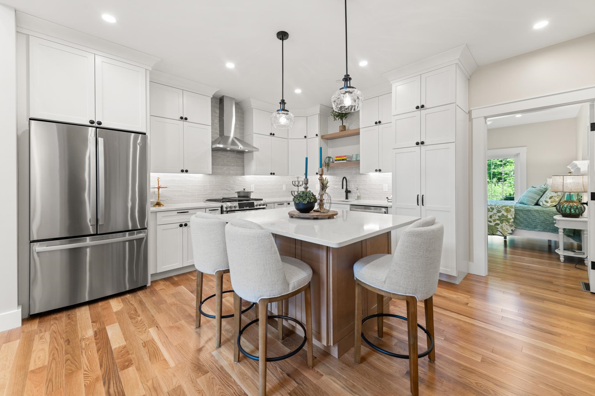 4 Pillsbury Ct, Candia, NH 03034