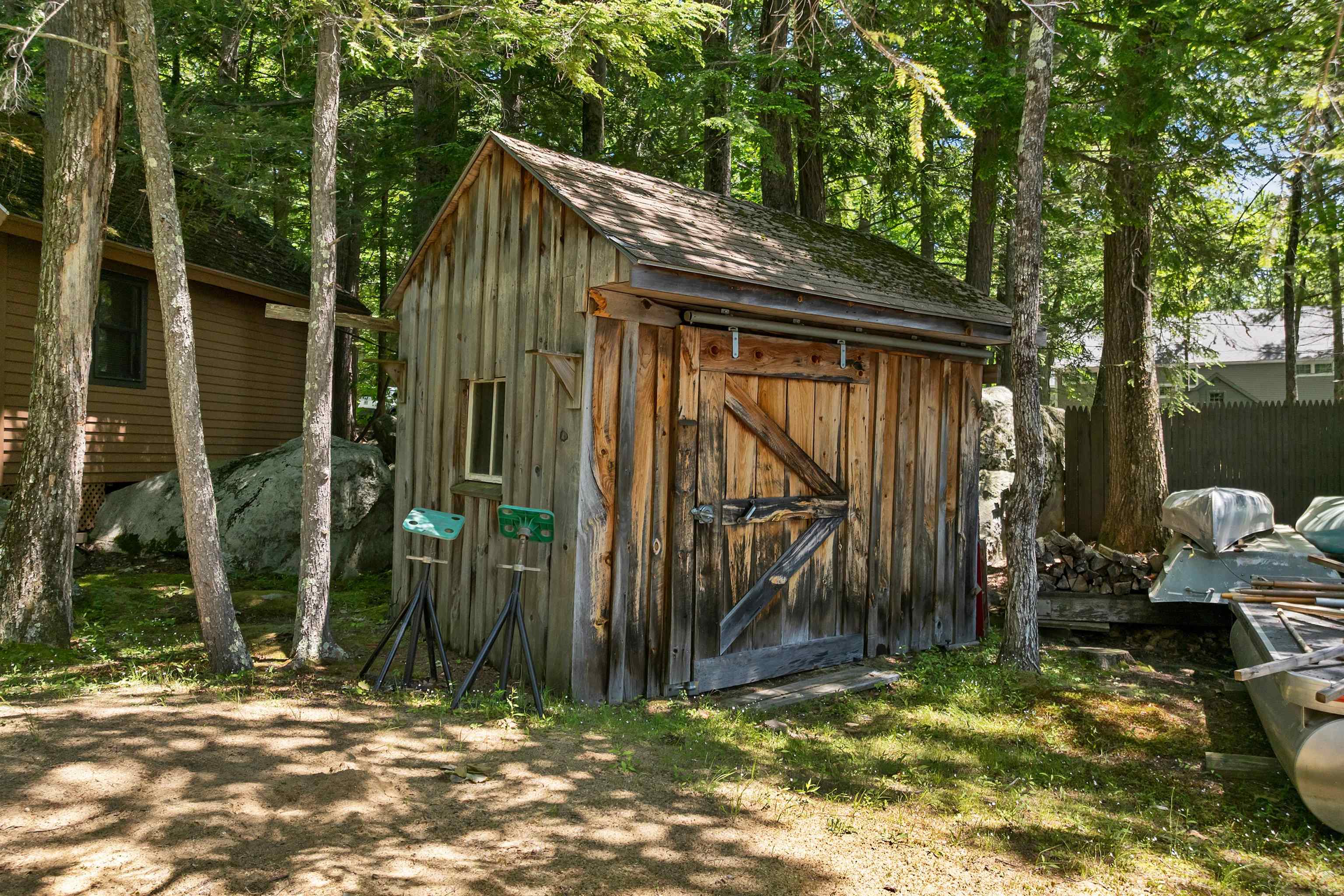 82 Woodlands Rd, Alton, NH 03810