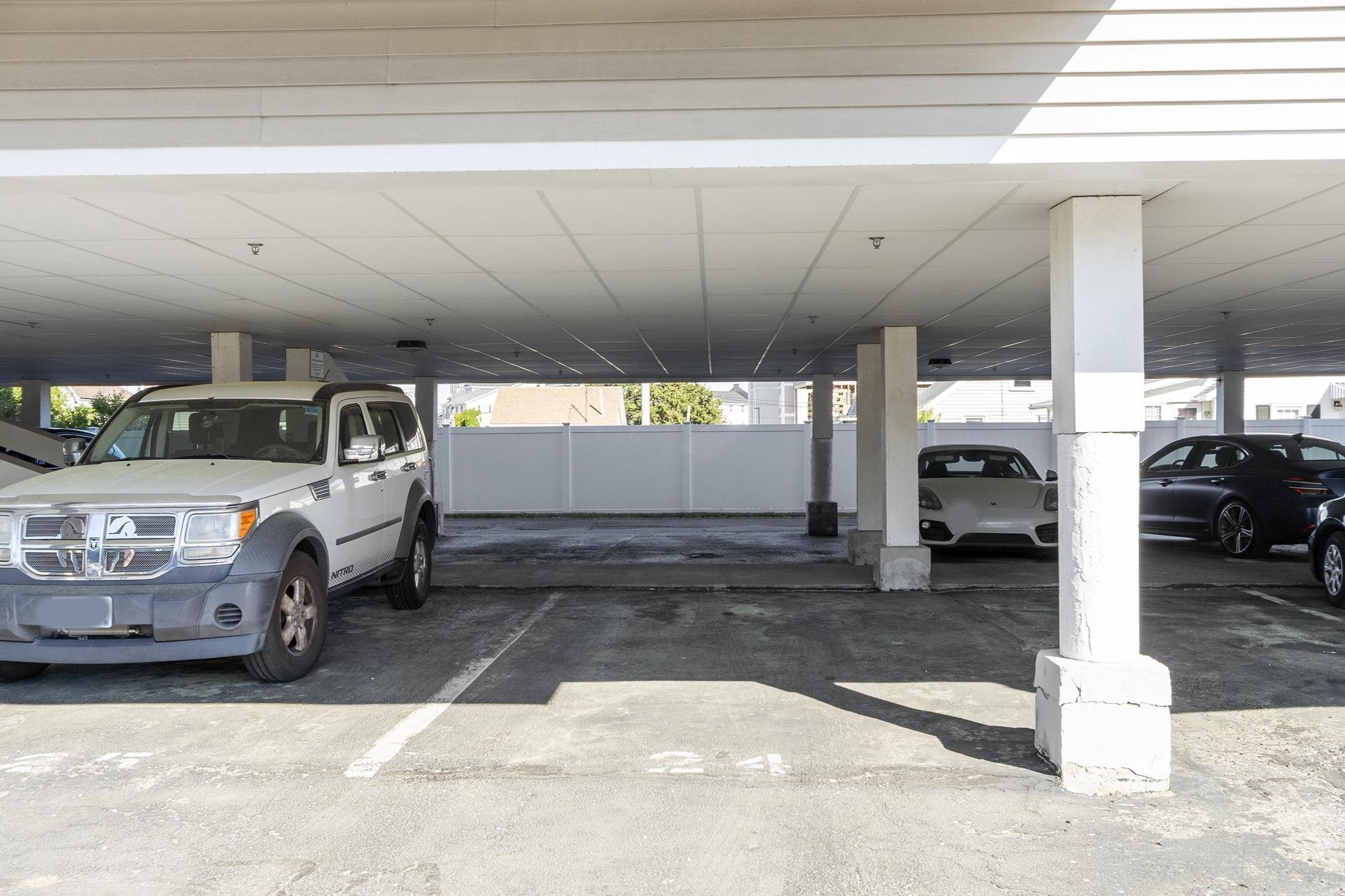 550 Winnacunnet Rd #313, Hampton, NH 03842