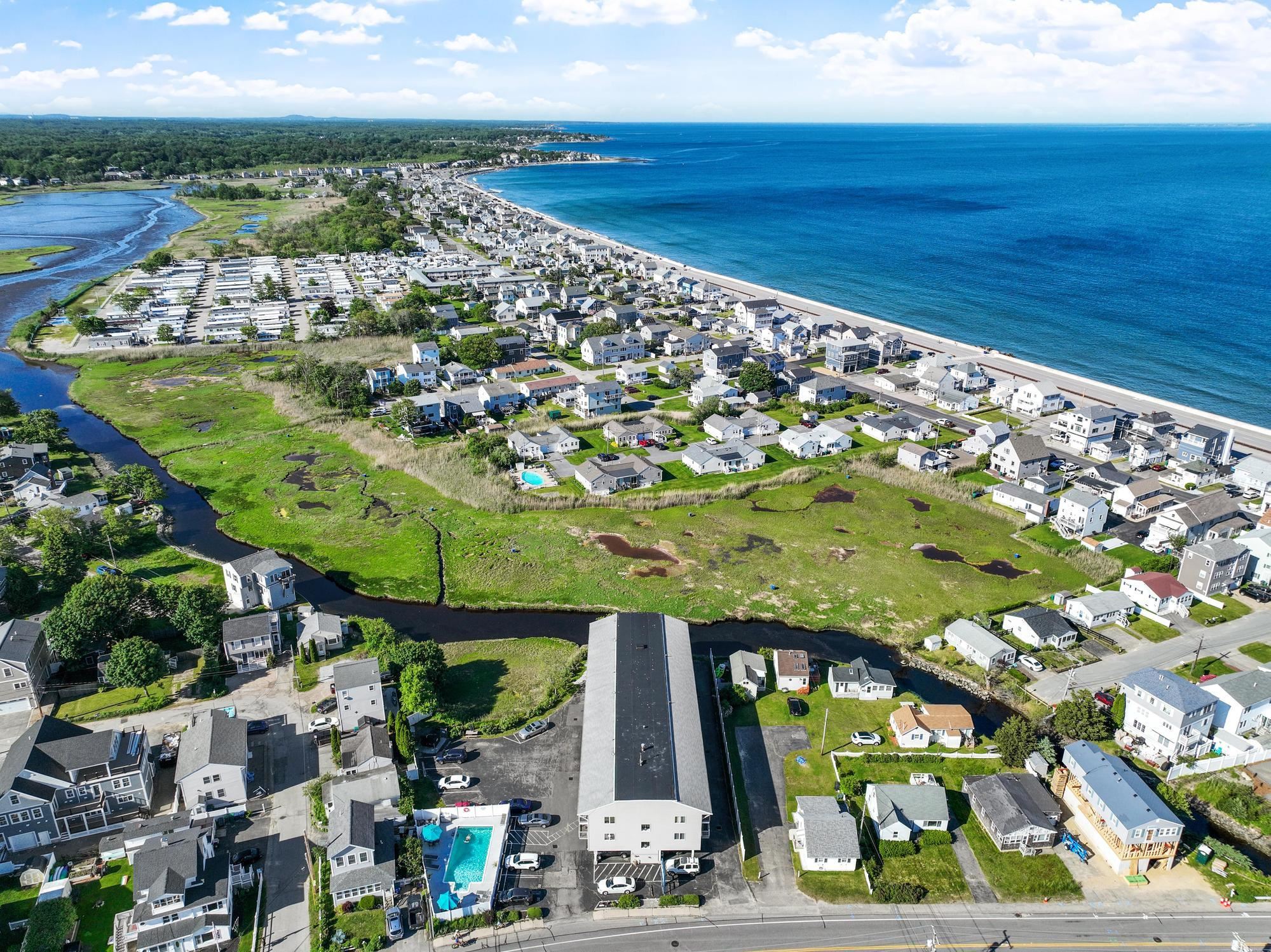550 Winnacunnet Rd #313, Hampton, NH 03842