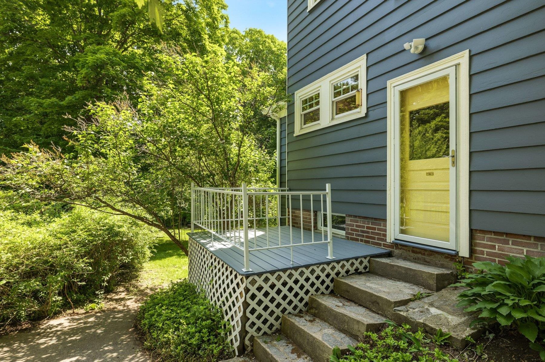 80 Madbury Rd, Durham, NH 03824