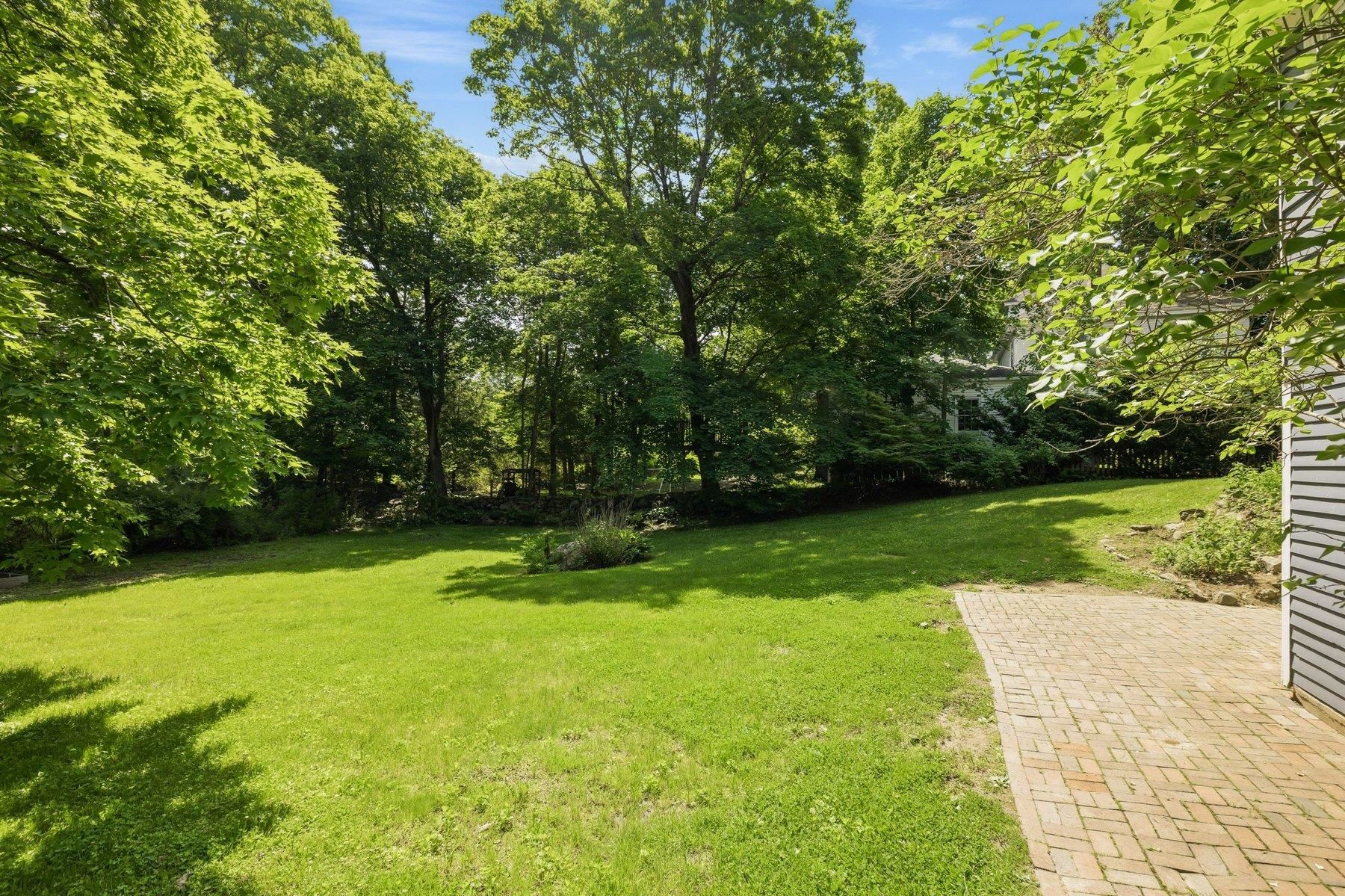 80 Madbury Rd, Durham, NH 03824